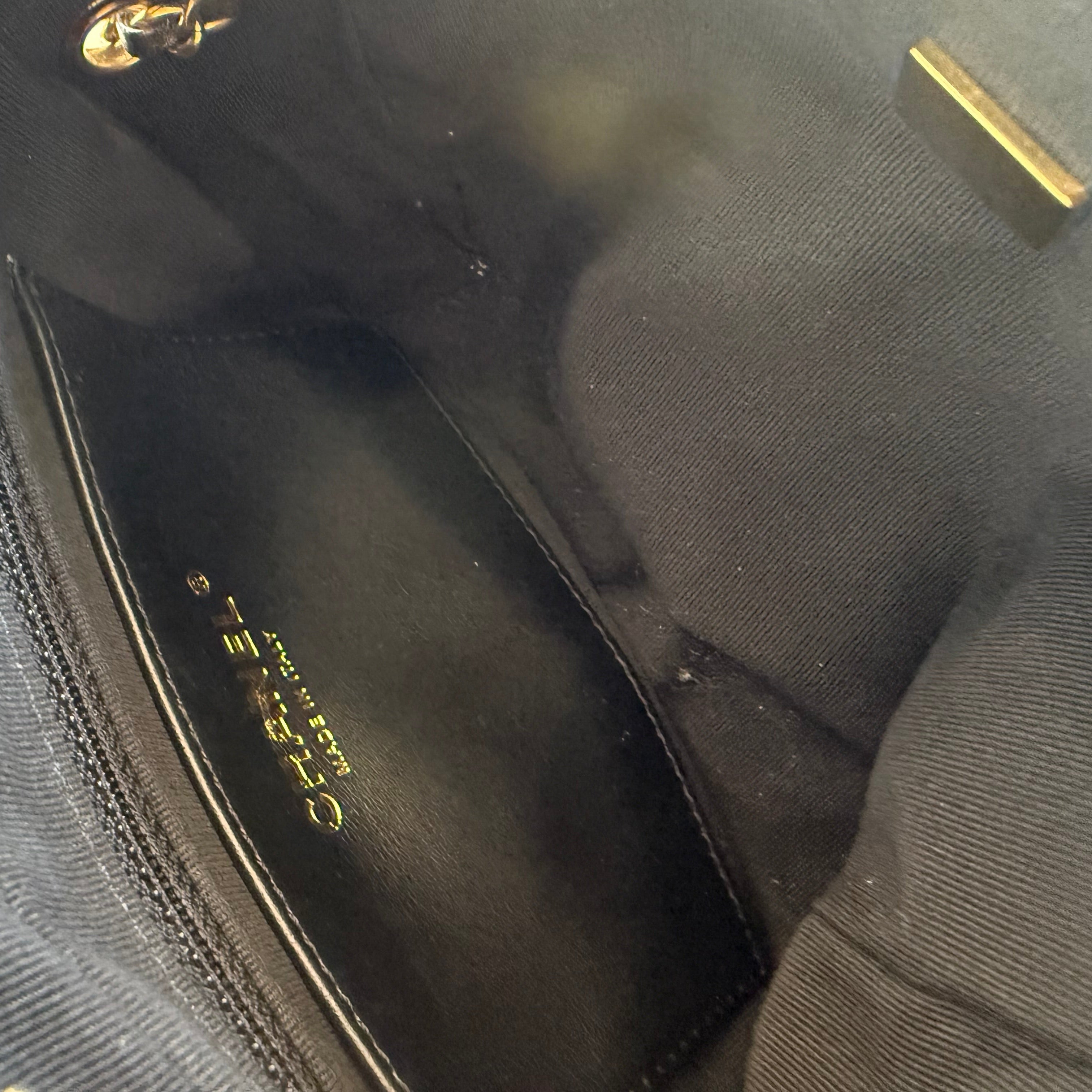 Chanel Pearl Medallion Camera Case Quilted Calfskin Mini -  Replica Handbags 