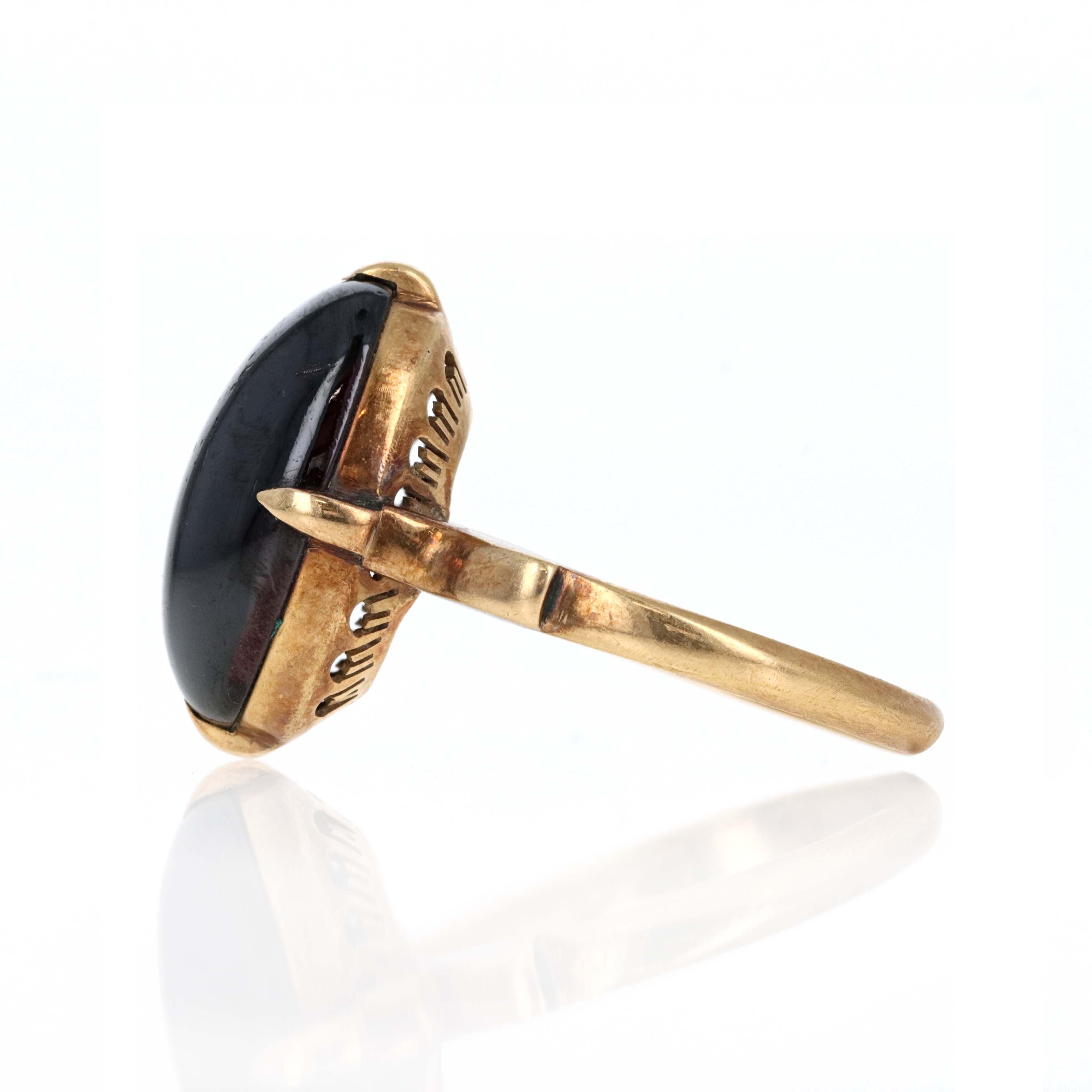 Victorian 18K Yellow Gold 8 Carat Cabochon Garnet Ring - Replica Handbags