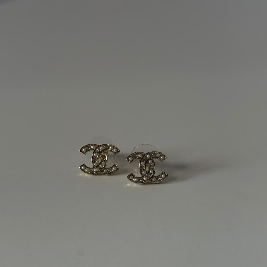Chanel CC Crystal and Pearl Logo Stud Earrings - Replica Handbags