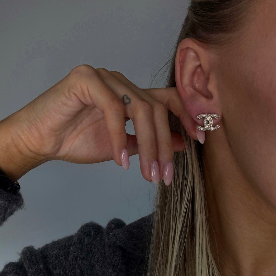 Chanel CC Crystal and Pearl Logo Stud Earrings - Replica Handbags