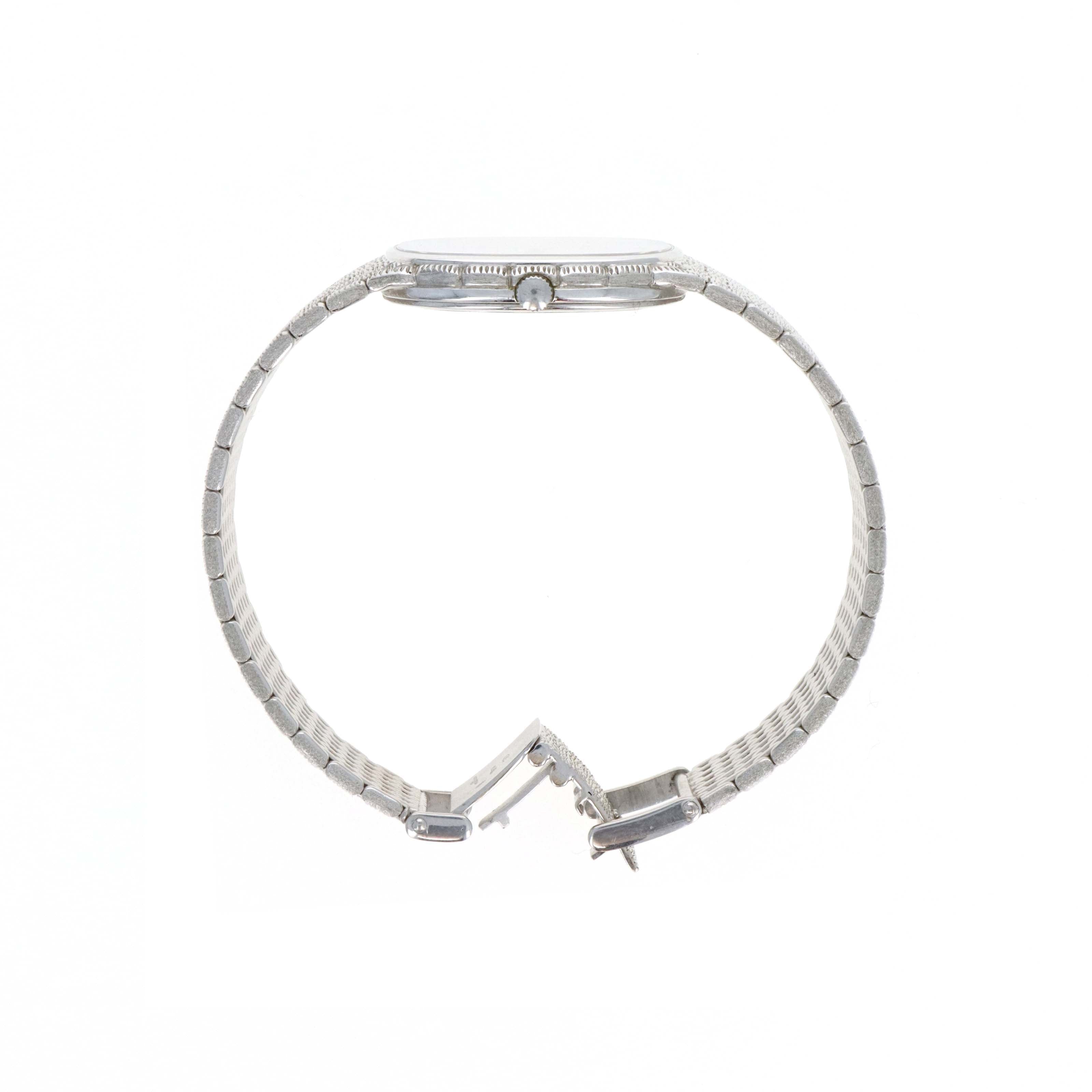 Vintage Audemars Piguet 18K White Gold Cobra Silver Diamond Dial Quartz Movement -  Replica Handbags 