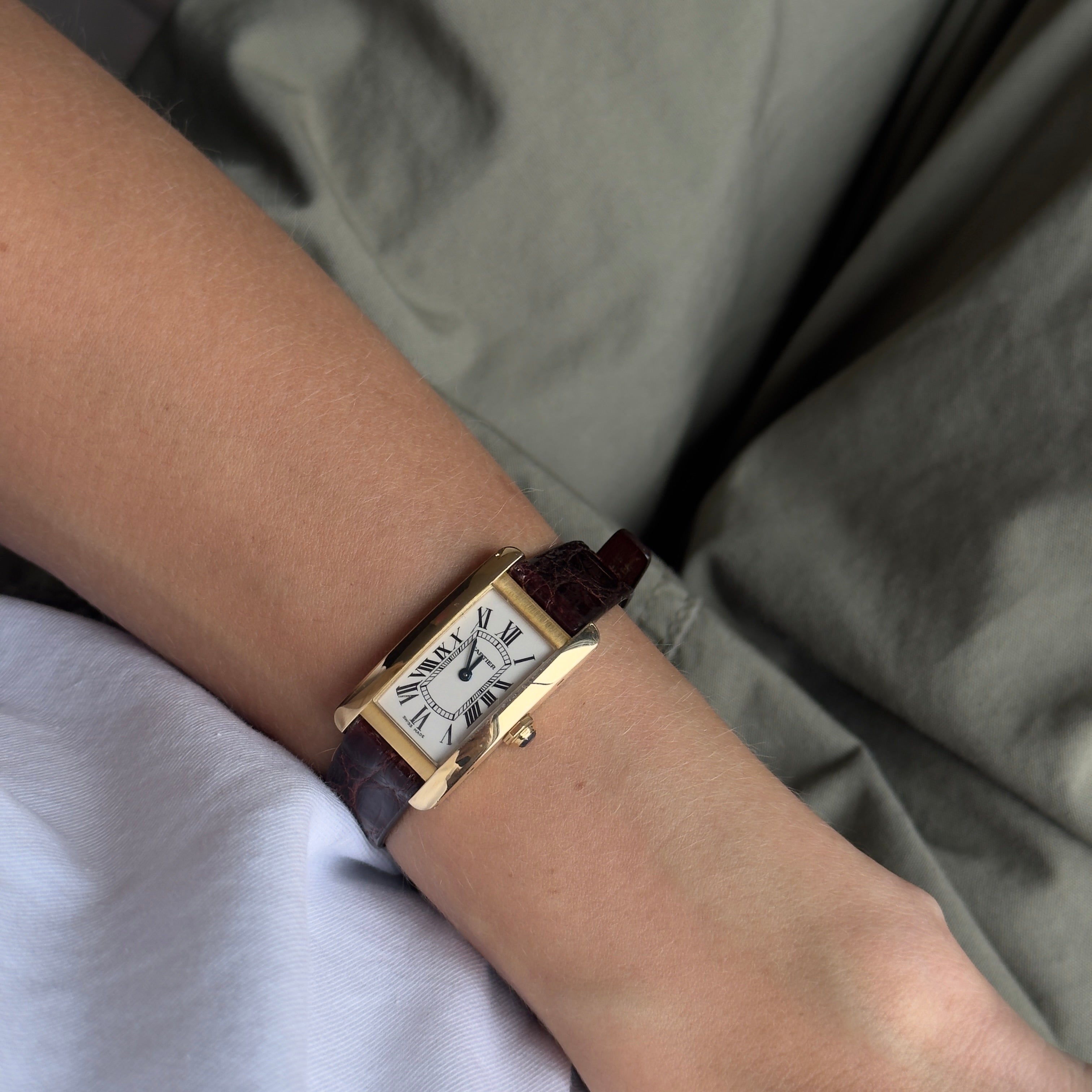 Cartier Tank Américaine 18K Yellow Gold Model 2482 White Roman Numeral Dial Quartz With Box and Papers -  Replica Handbags 