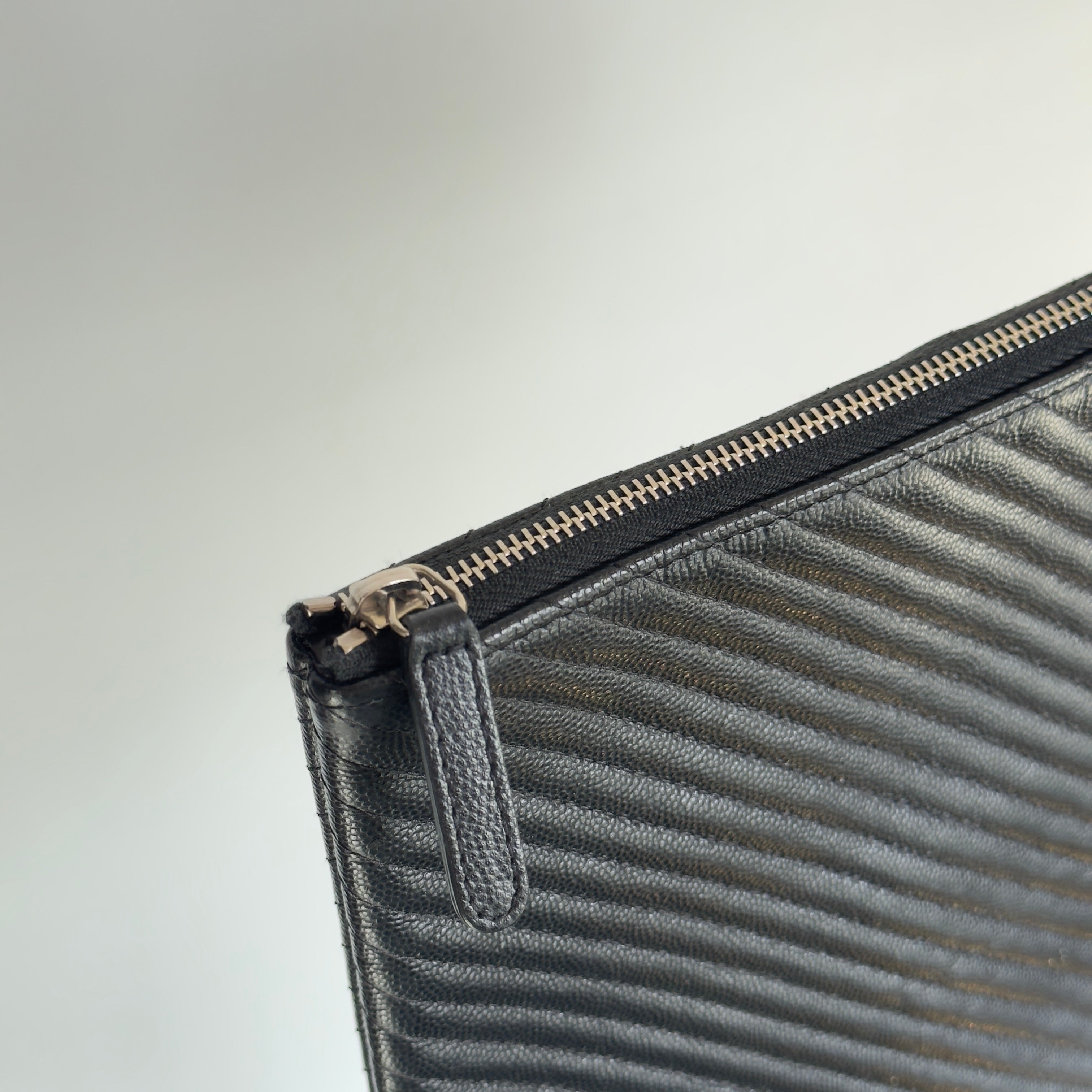 Chanel Caviar O-Case Chevron -  Replica Handbags 