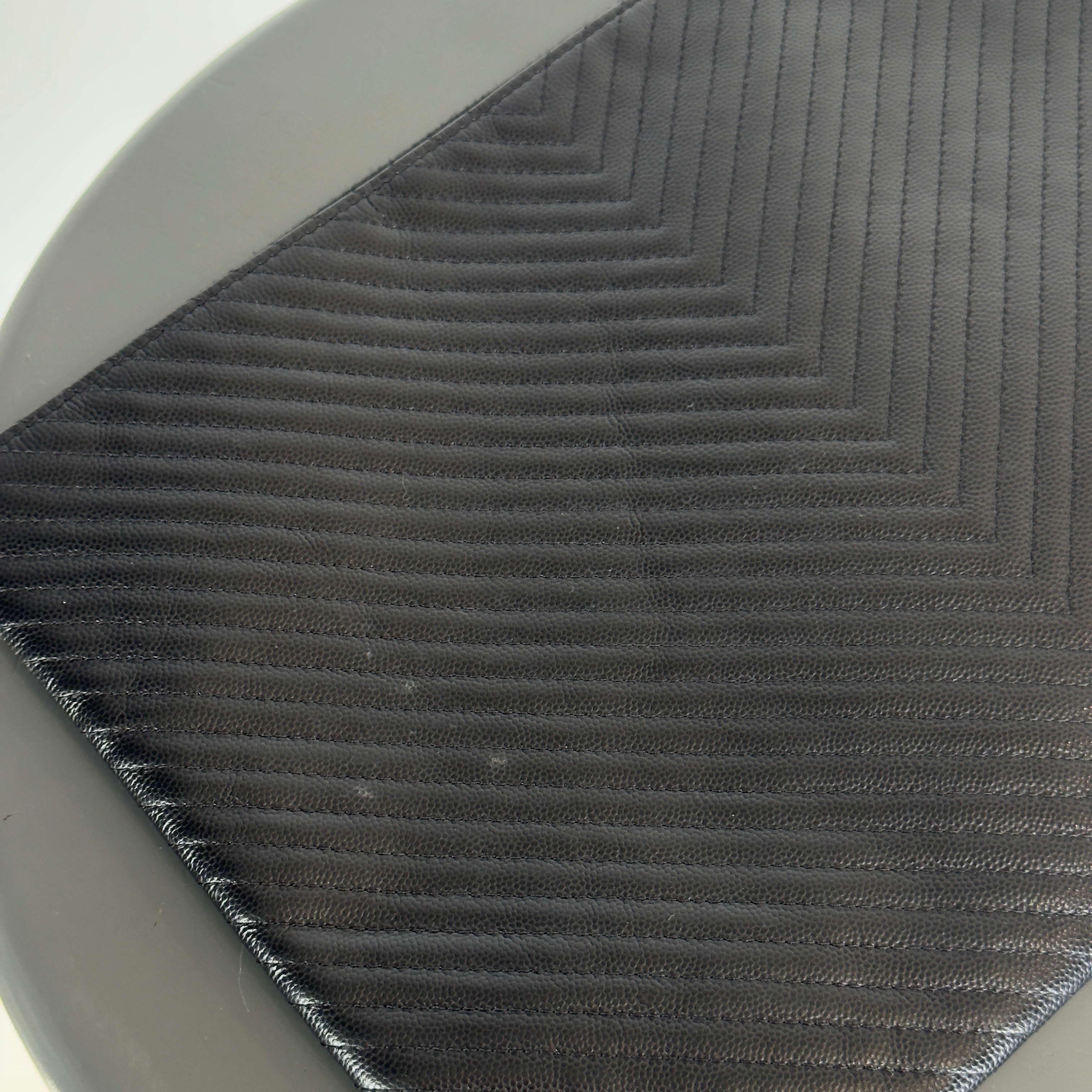 Chanel Caviar O-Case Chevron -  Replica Handbags 