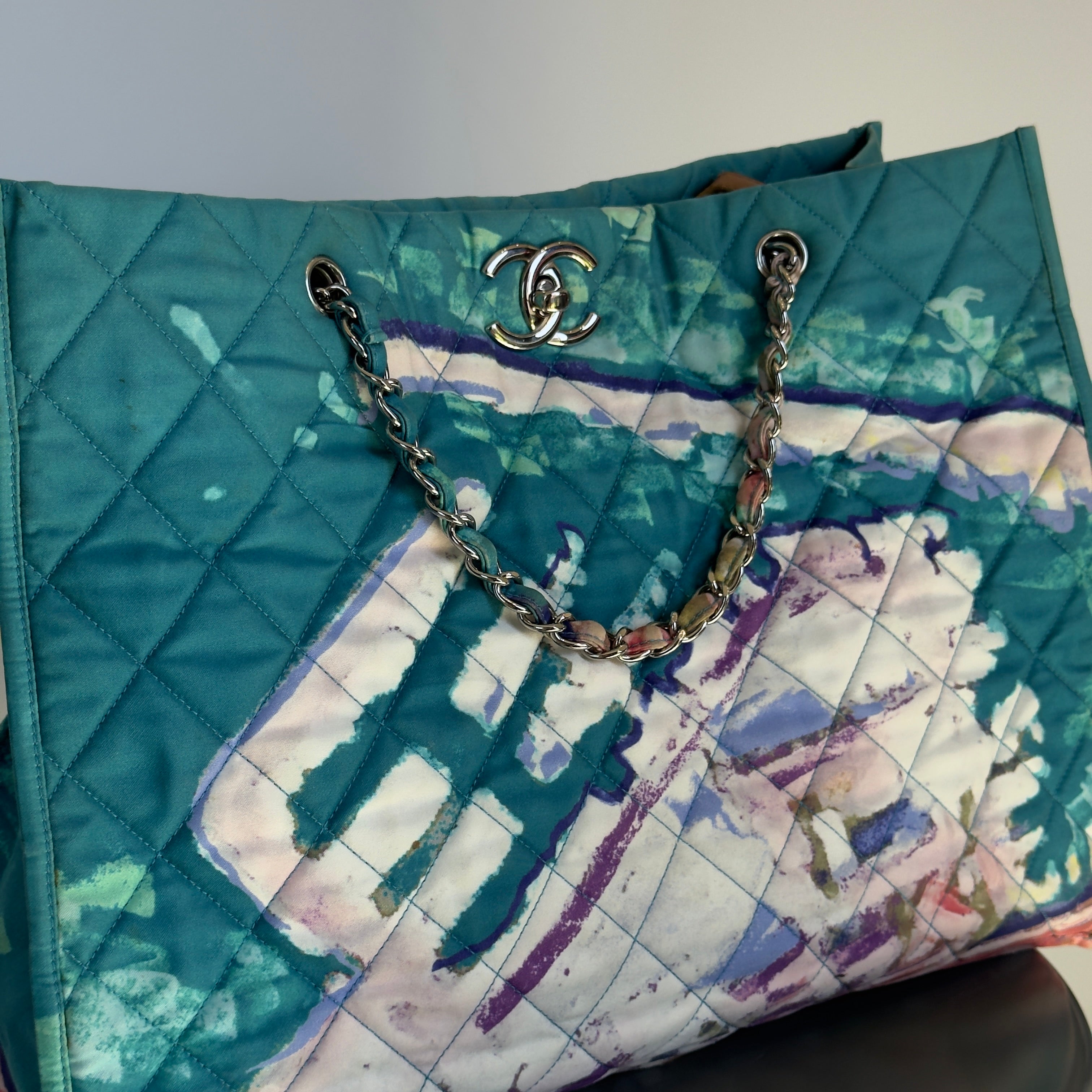 Chanel Watercolor Graffiti Beach Tote 2011 -  Replica Handbags 