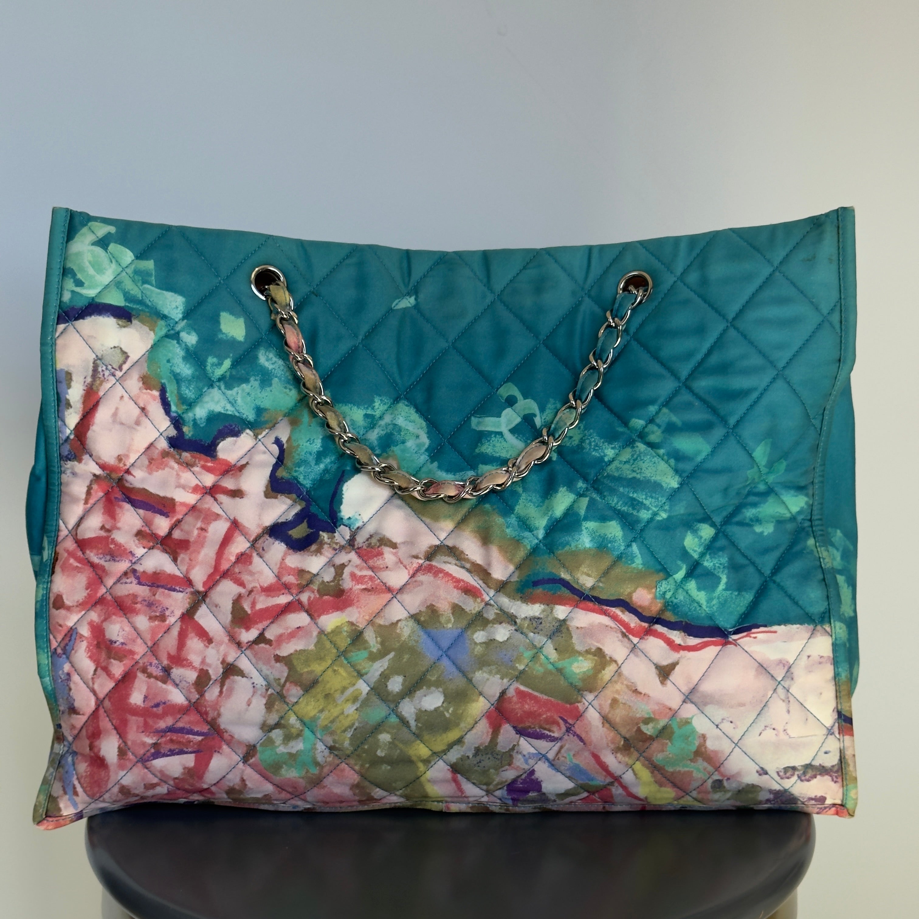 Chanel Watercolor Graffiti Beach Tote 2011 -  Replica Handbags 
