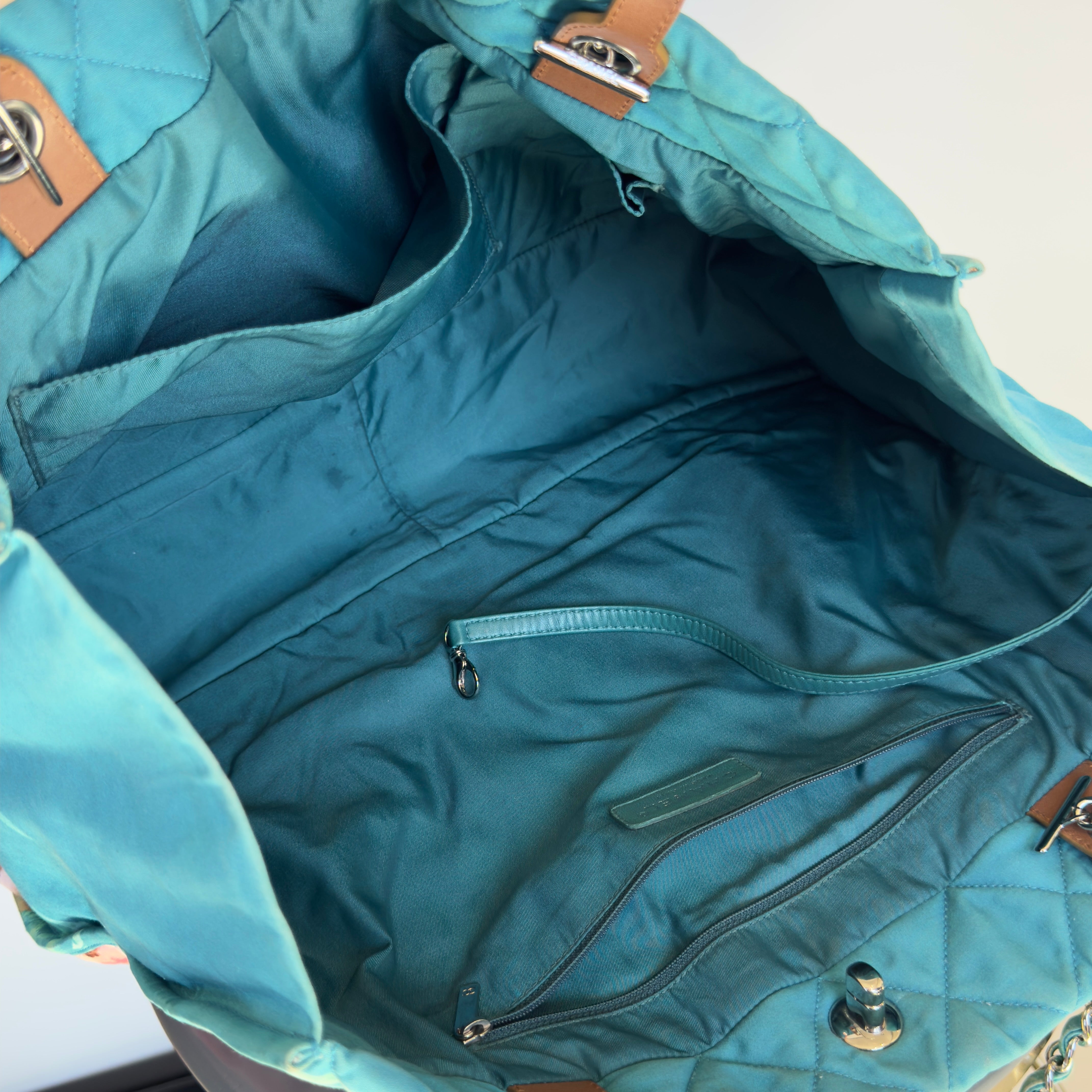 Chanel Watercolor Graffiti Beach Tote 2011 - Replica Handbags