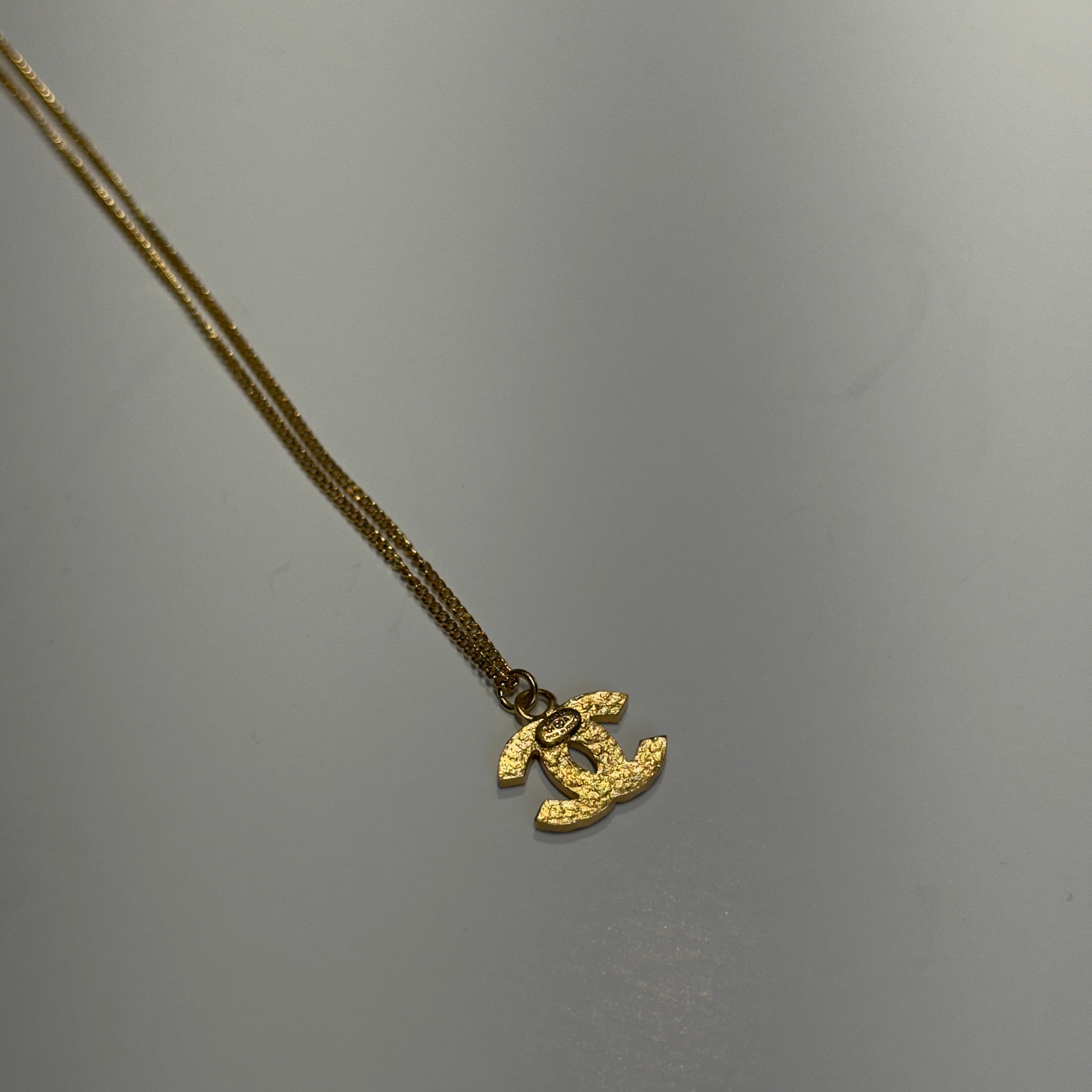 Chanel 2001 A Gold Tone Black Rhinestone CC Necklace - Replica Handbags