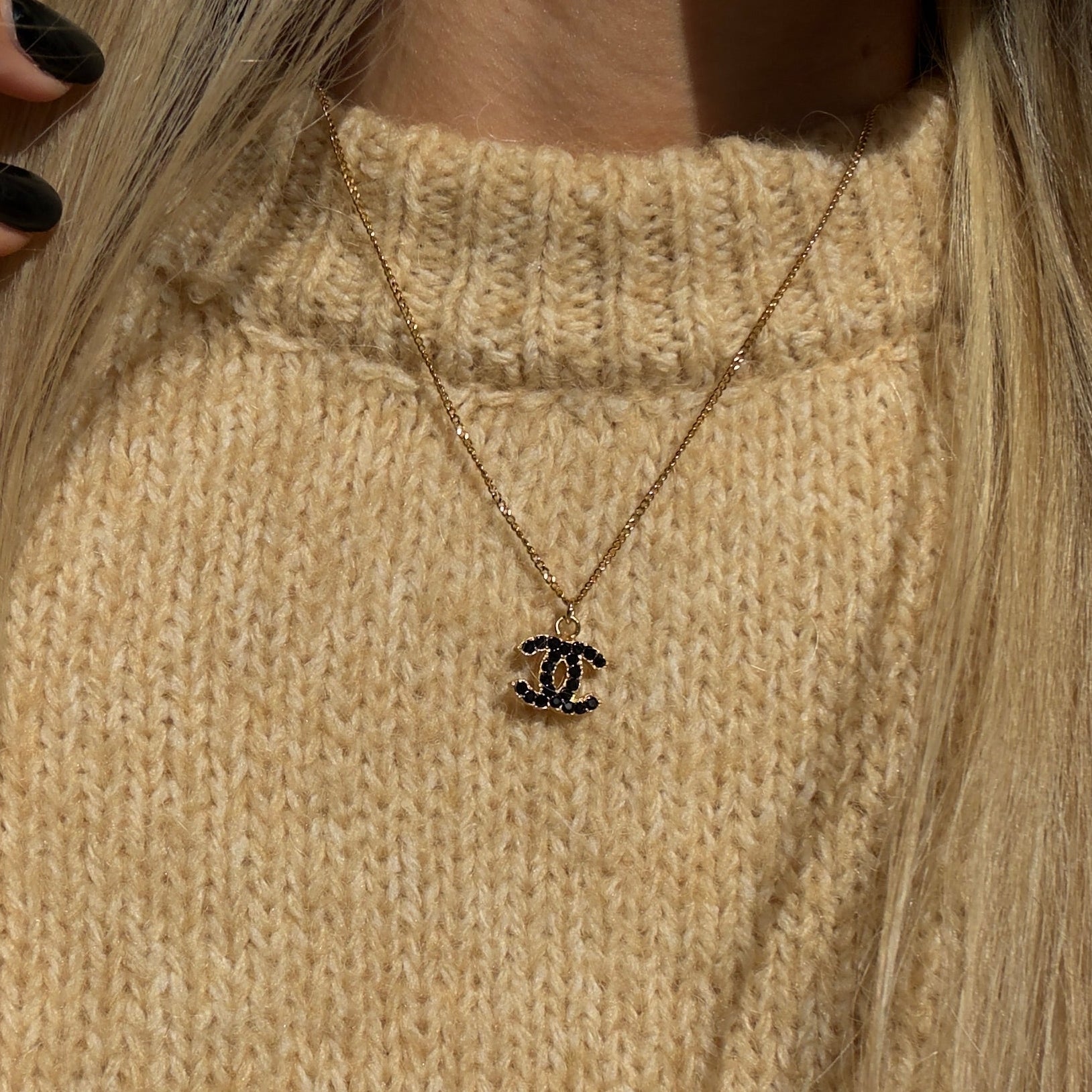 Chanel 2001 A Gold Tone Black Rhinestone CC Necklace - Replica Handbags