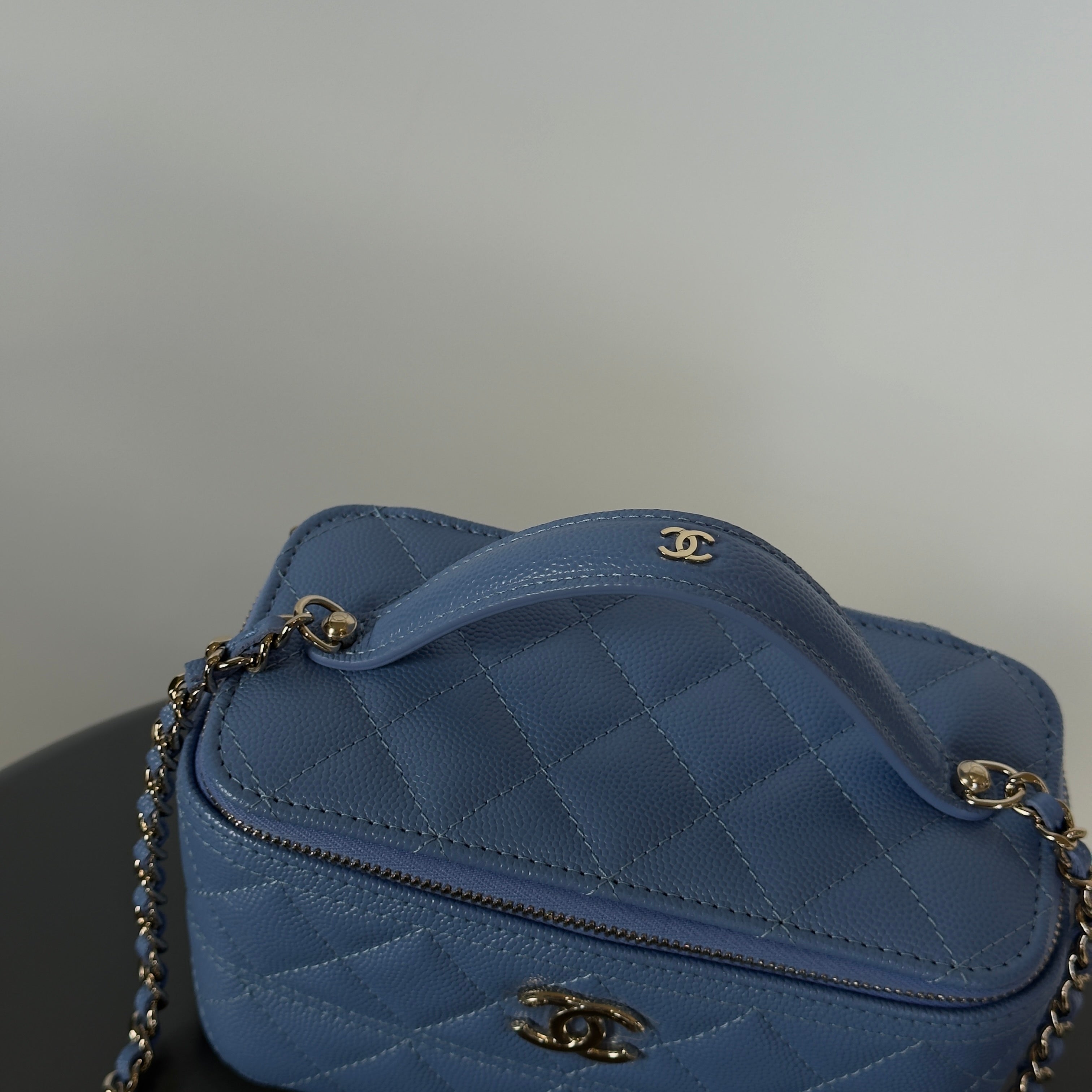 Chanel Long Vanity With Chain In Grained Calfskin and Gold Hardware -  Replica Handbags 