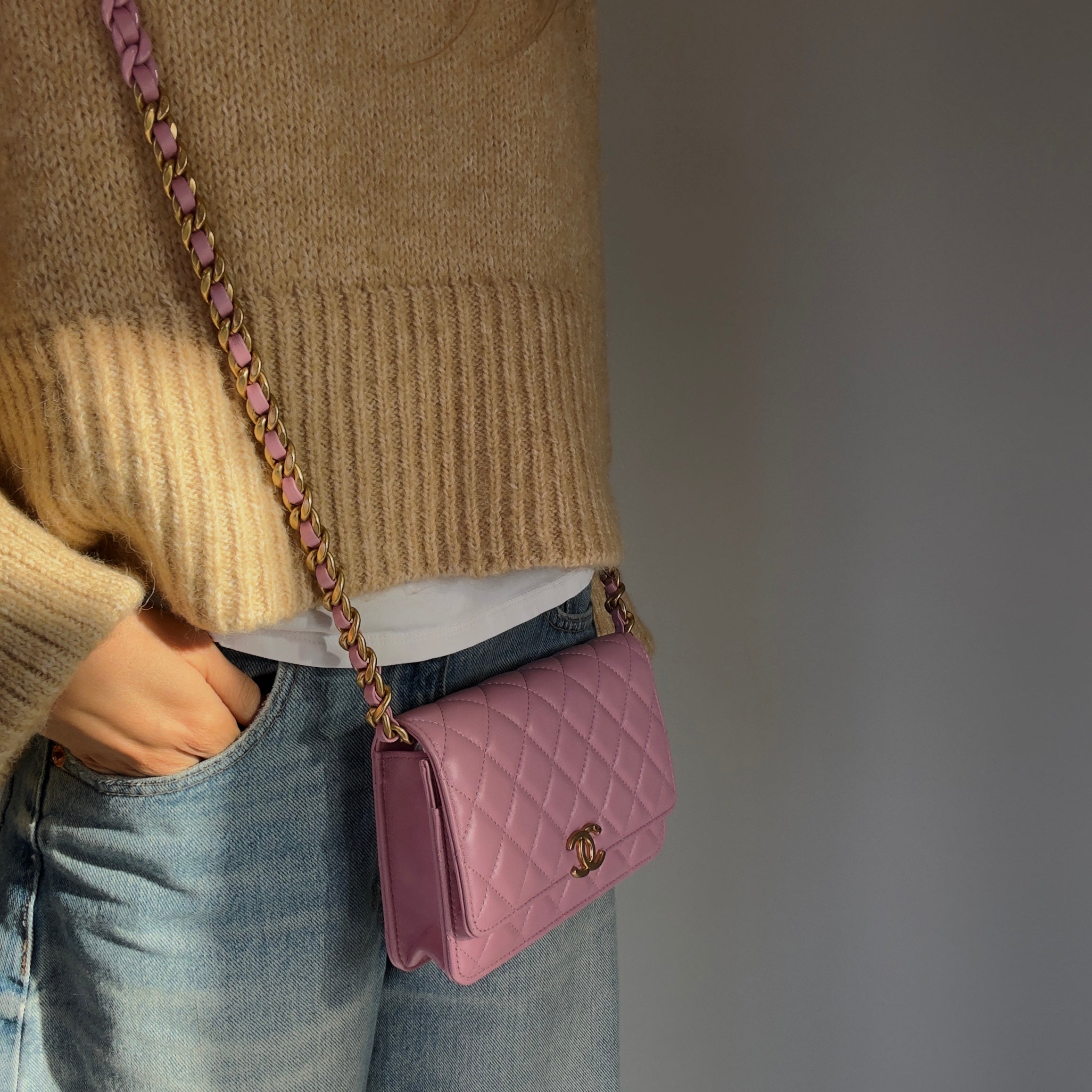 Chanel Candy Wallet on Chain -  Replica Handbags 