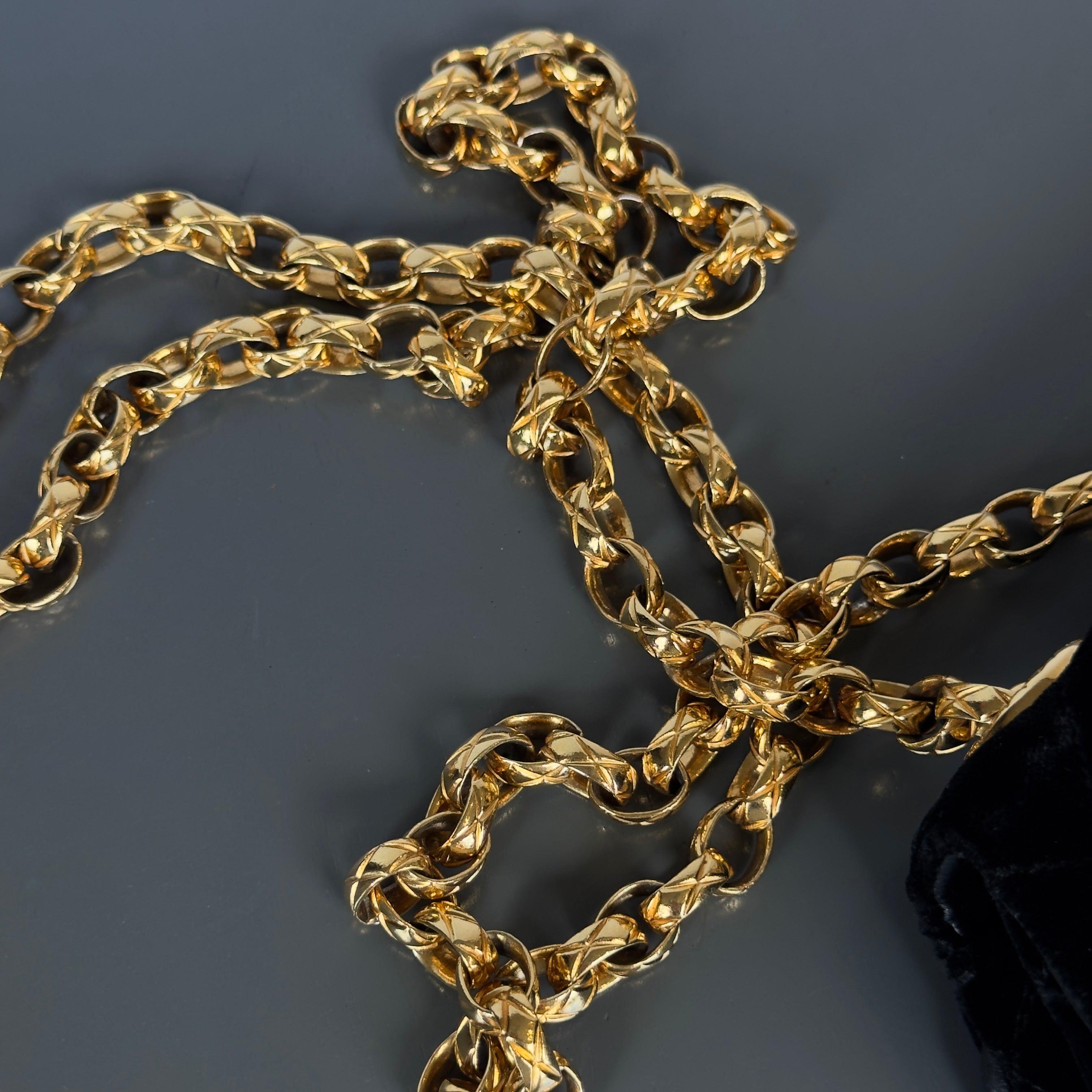 Chanel Quilted CC Velvet Bijoux Chain Crossbody - Replica Handbags