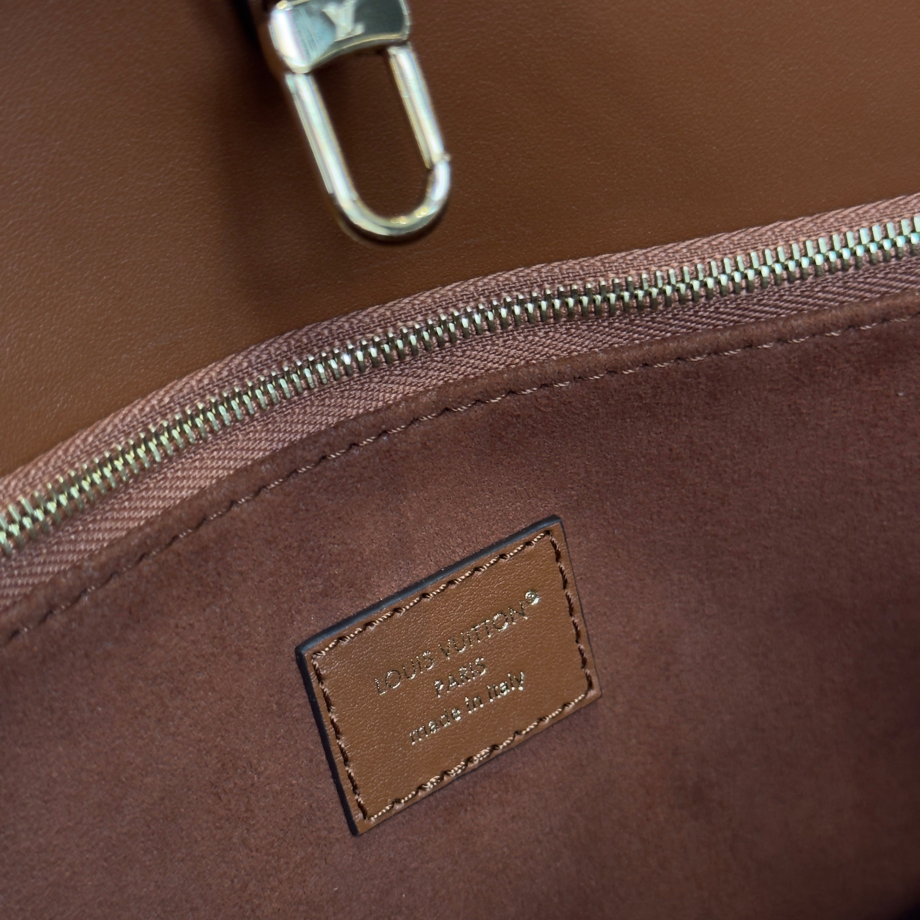 Louis Vuitton Monogram On The Go Organizer -  Replica Handbags 