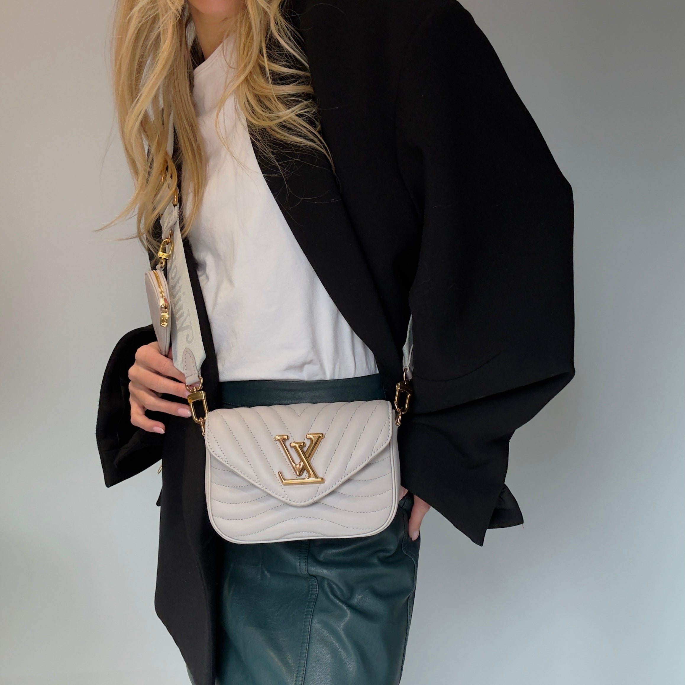 Louis Vuitton Wave Multi Pochette - Replica Handbags