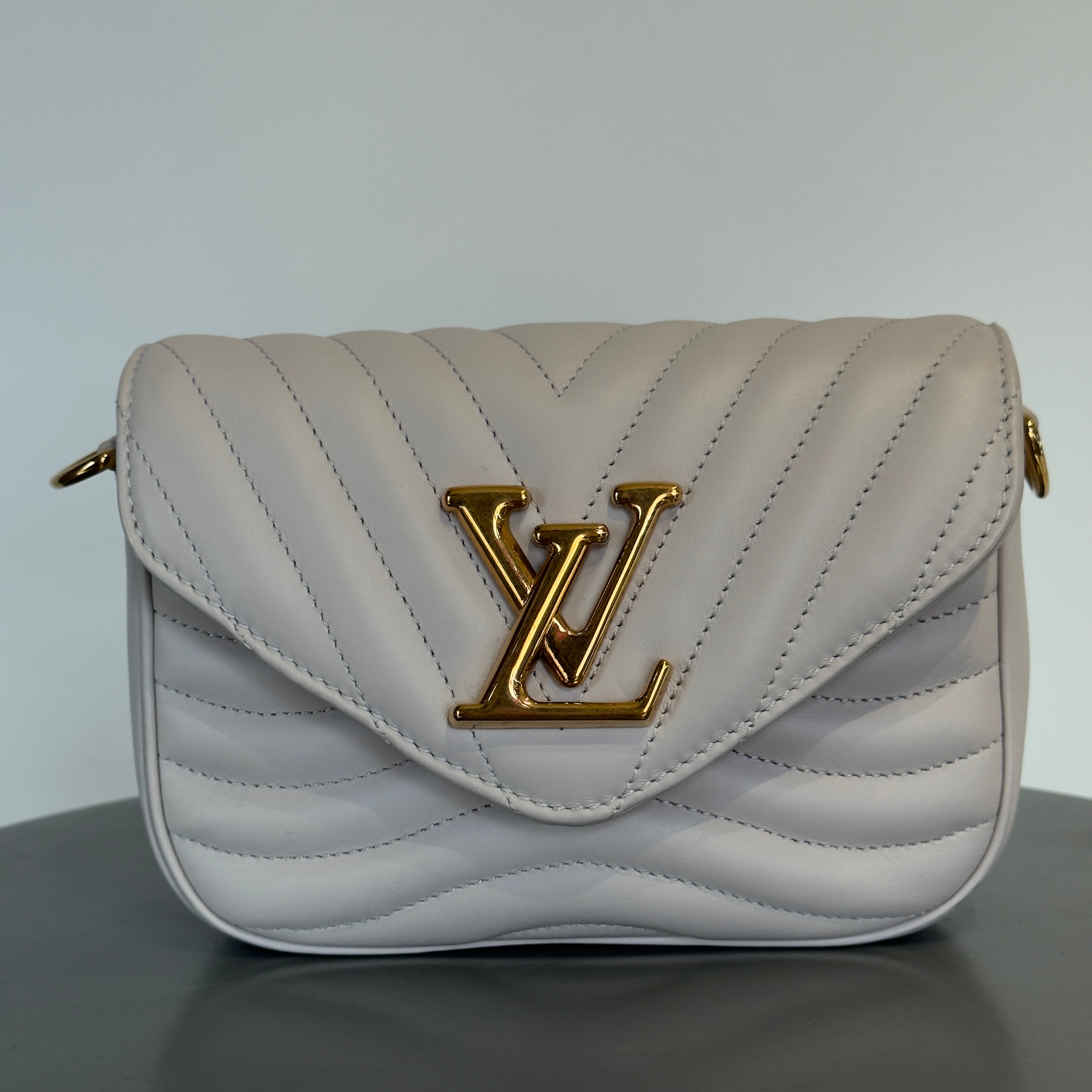 Louis Vuitton Wave Multi Pochette -  Replica Handbags 