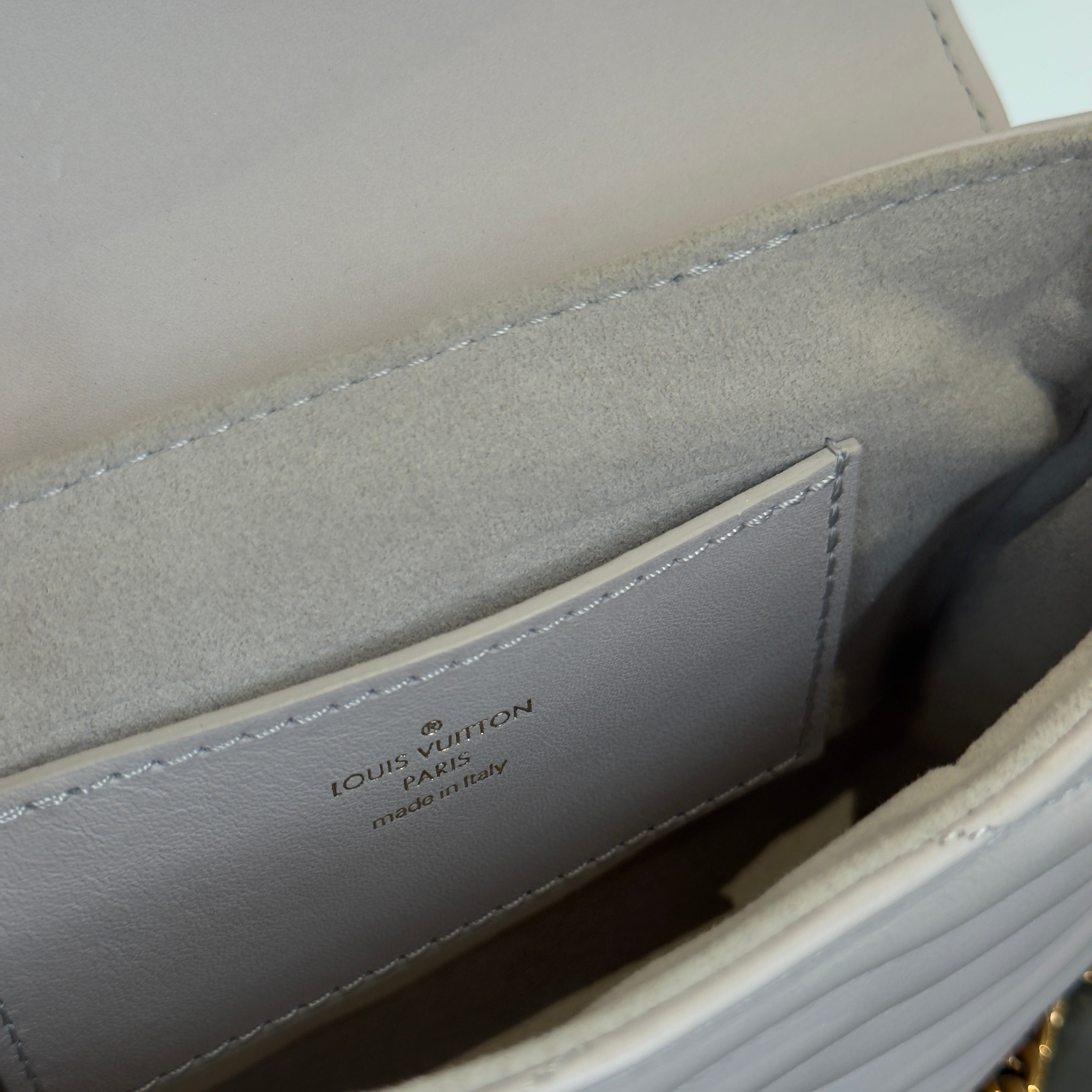 Louis Vuitton Wave Multi Pochette - Replica Handbags