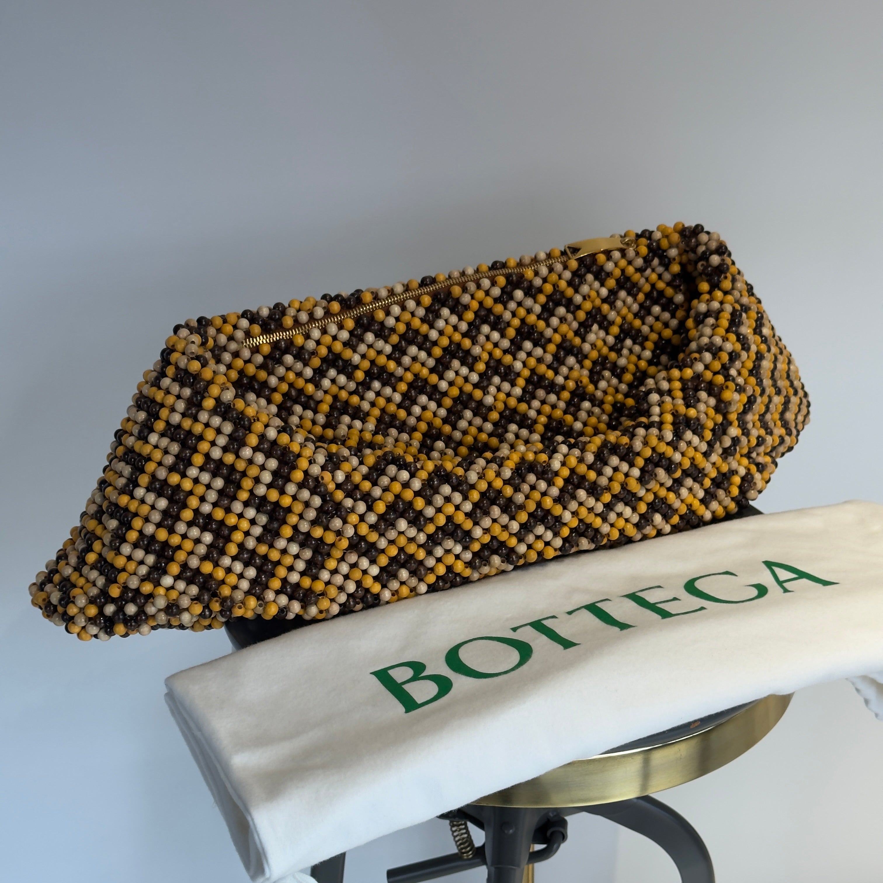 Bottega Veneta Beaded Maxi Jodie XL -  Replica Handbags 