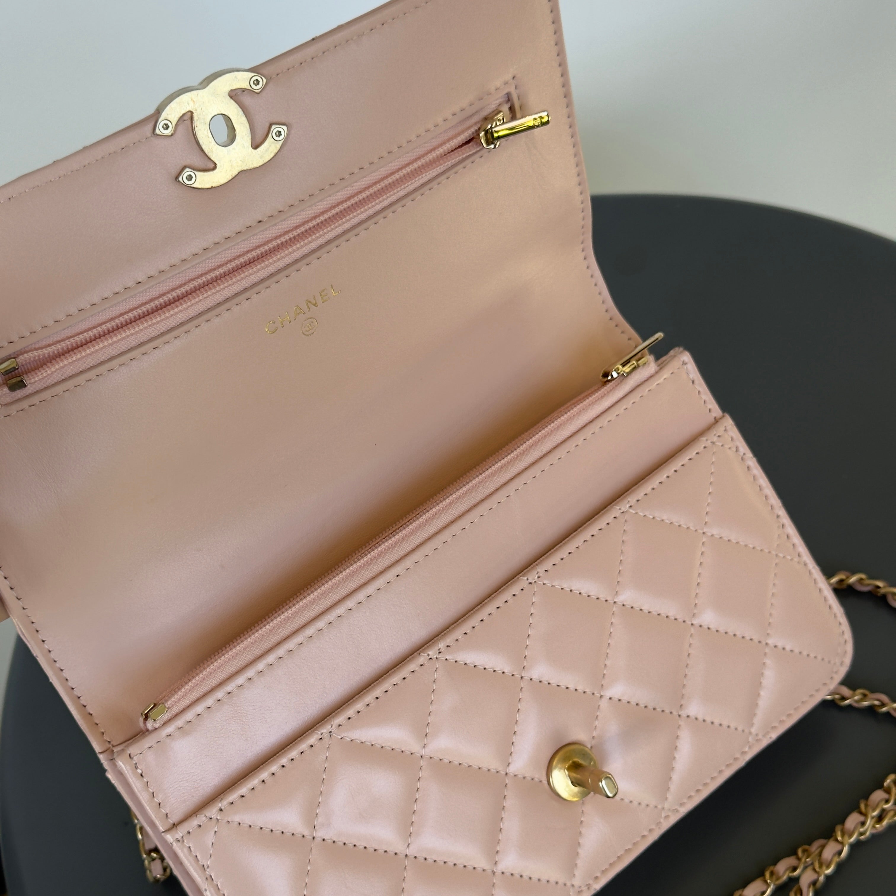 Chanel Calfskin Quilted Perfect Fit Wallet on Chain WOC Light Pink -  Replica Handbags 