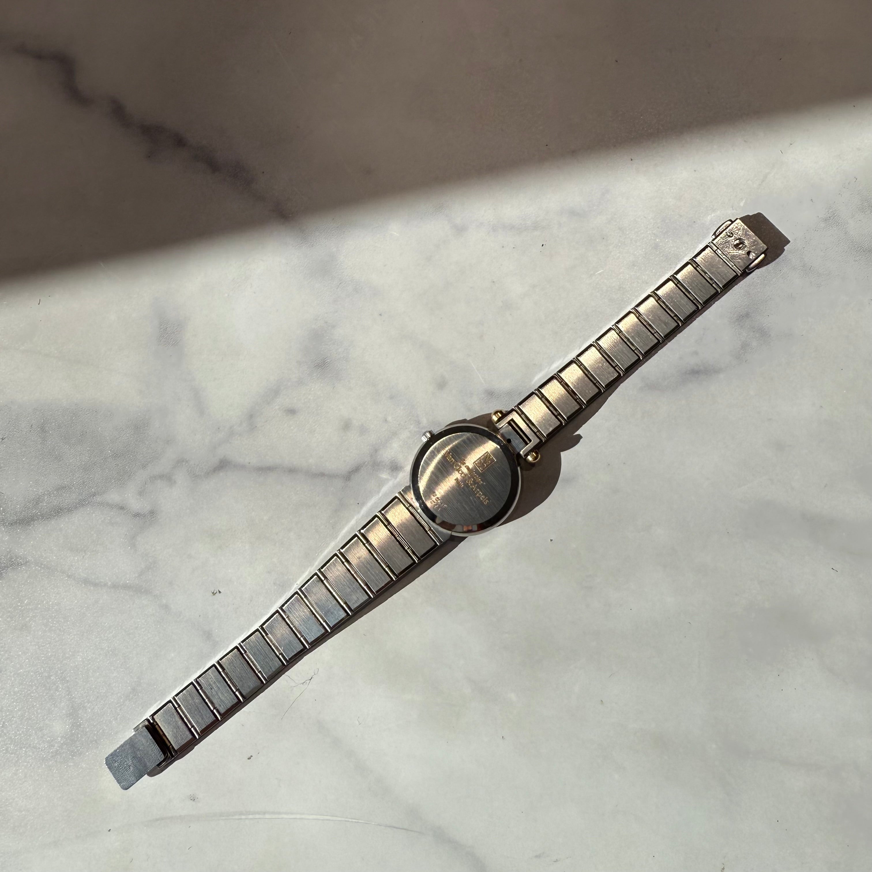 Van Cleef and Arpels La Collection No.22 Watch -  Replica Handbags 