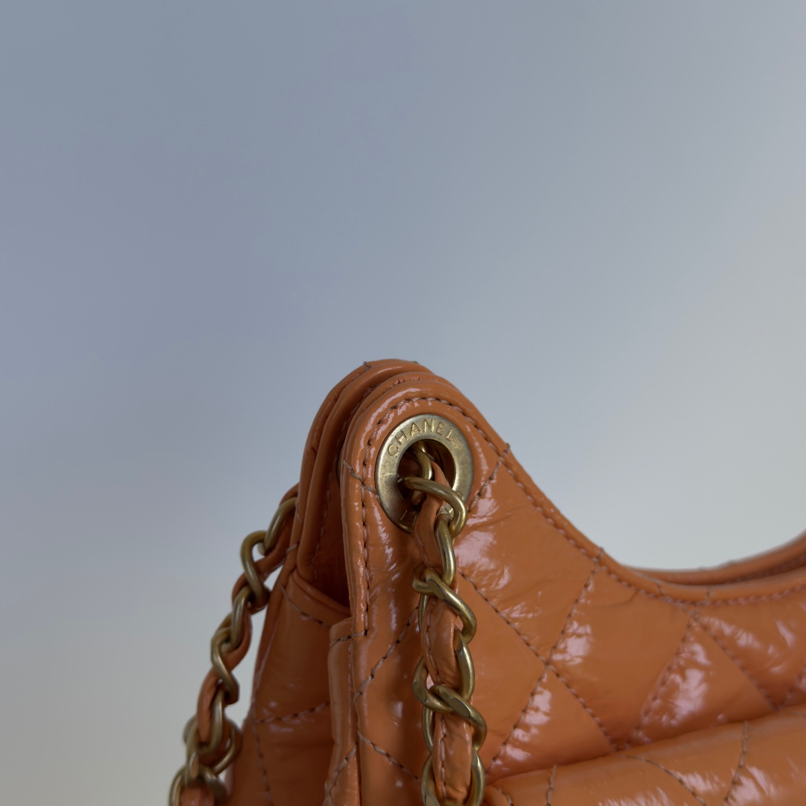 Chanel Orange Shiny Crumpled Quilted Leather Small Wavy CC Hobo 2023 -  Replica Handbags 