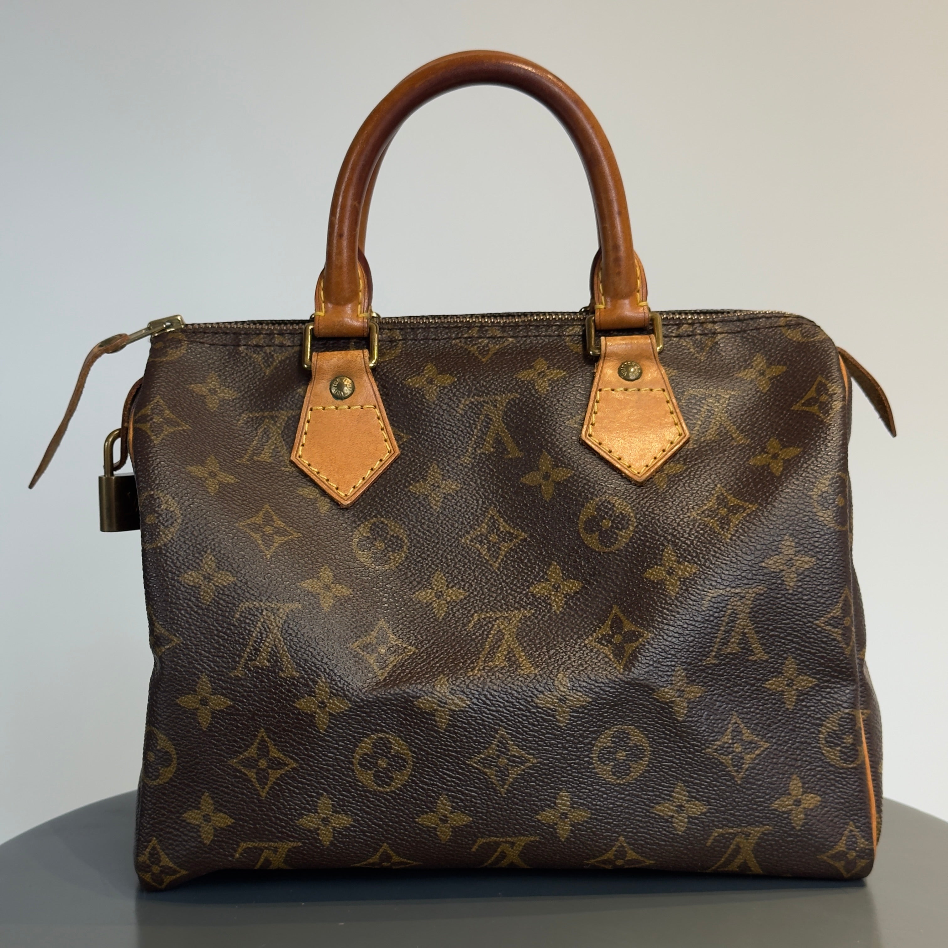 Louis Vuitton Monogram Speedy 25 - Replica Handbags