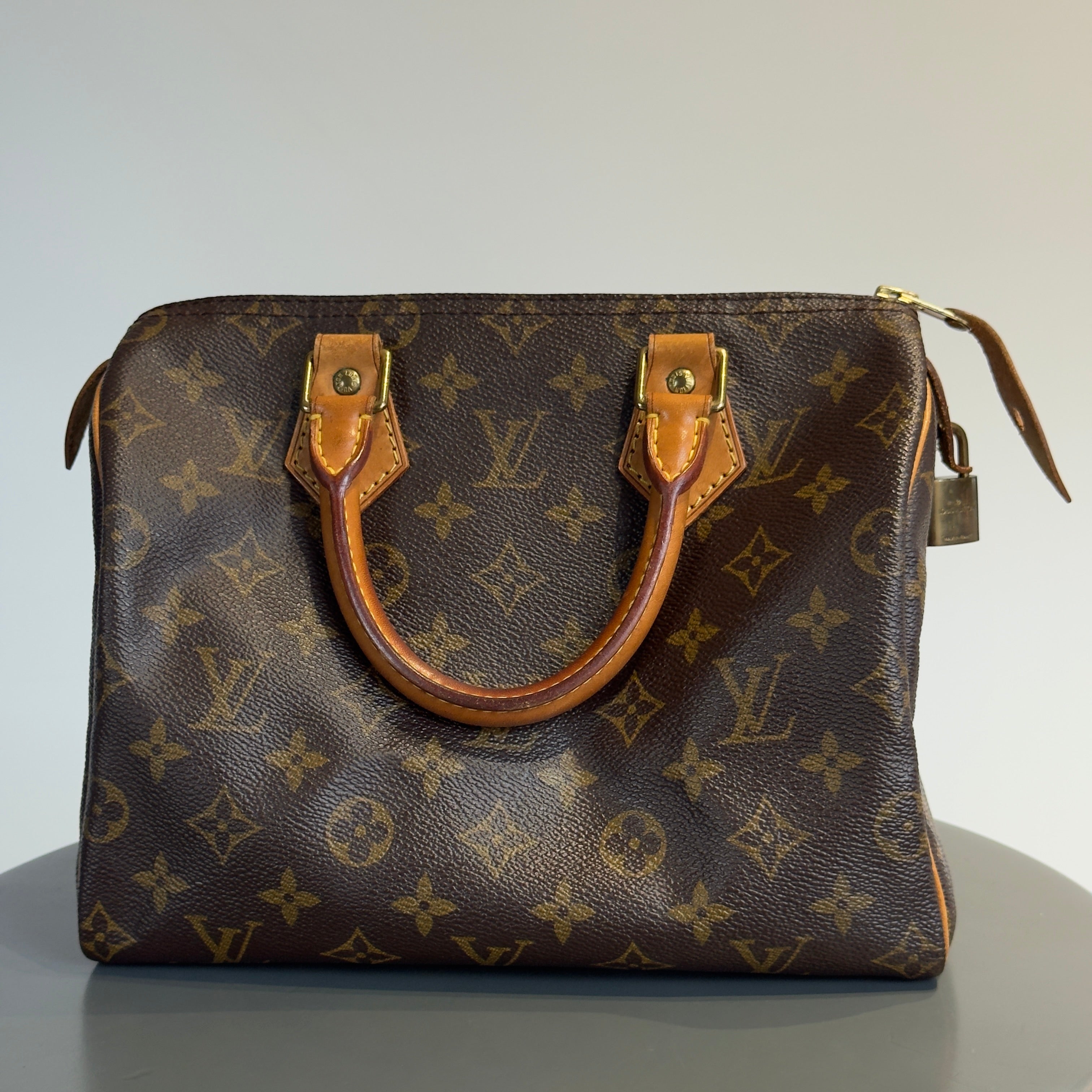 Louis Vuitton Monogram Speedy 25 - Replica Handbags