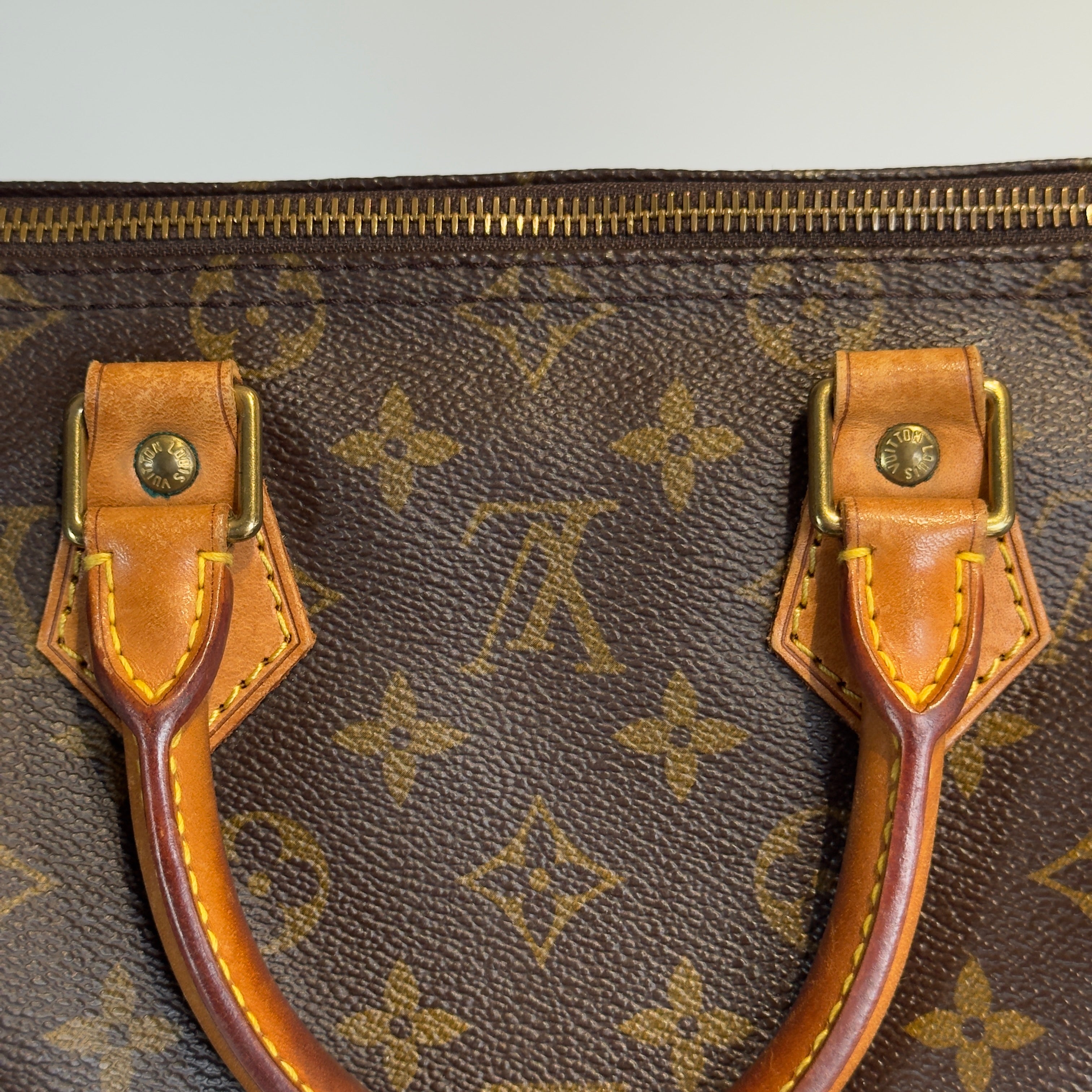 Louis Vuitton Monogram Speedy 25 - Replica Handbags