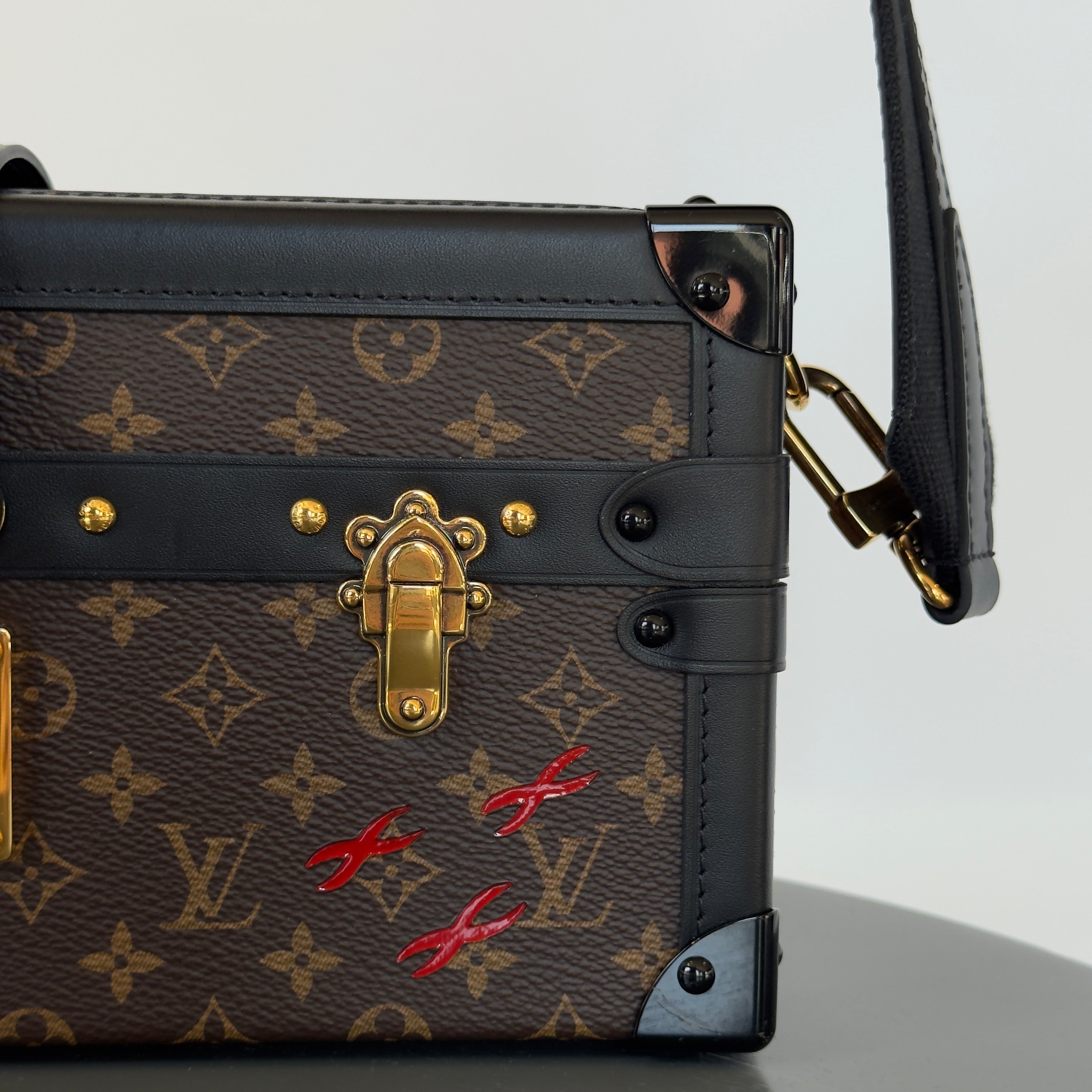 Louis Vuitton Limited Edition Runway Monogram Canvas Petite Malle East West Gold Hardware 2022 -  Replica Handbags 
