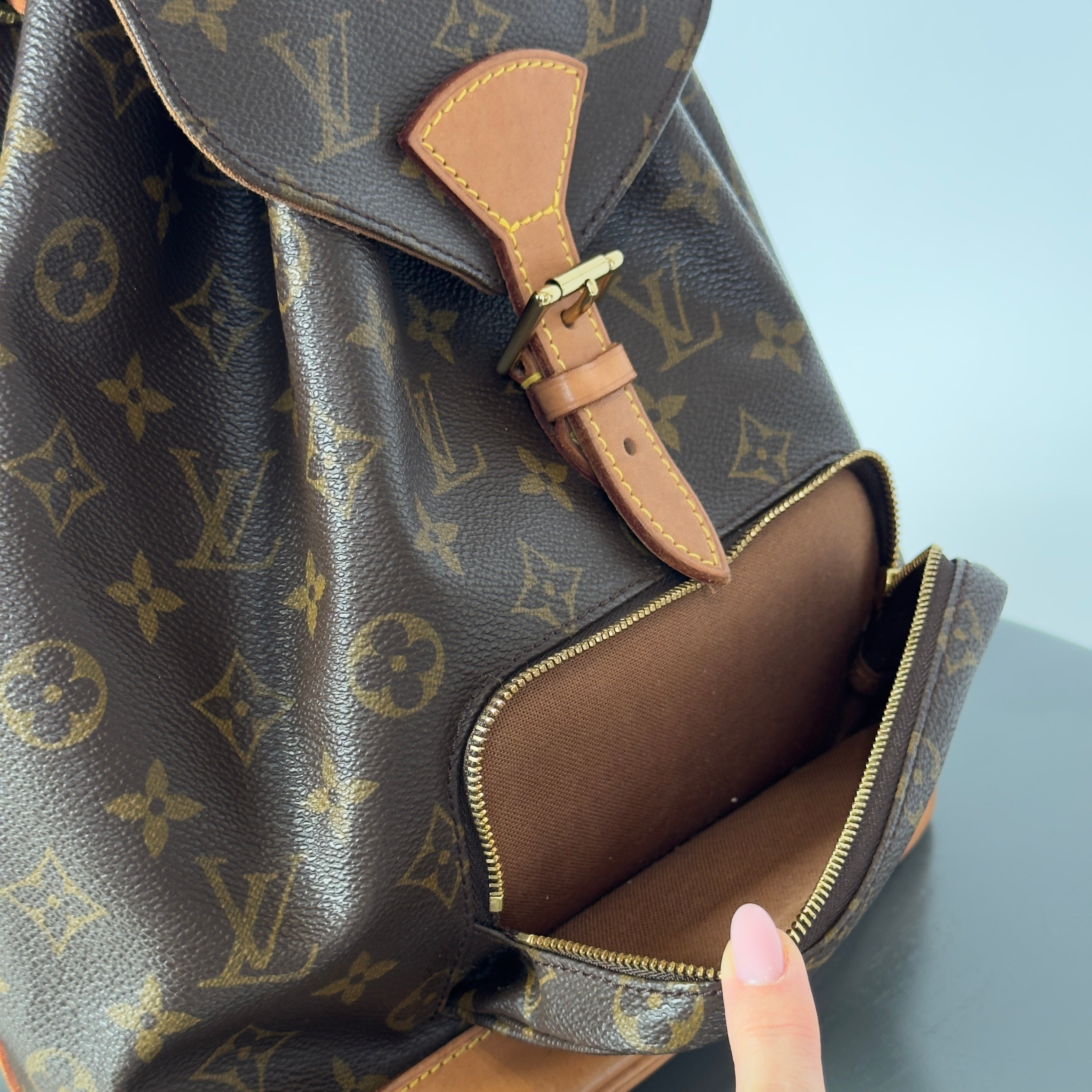 Louis Vuitton Monogram Montsouris MM -  Replica Handbags 