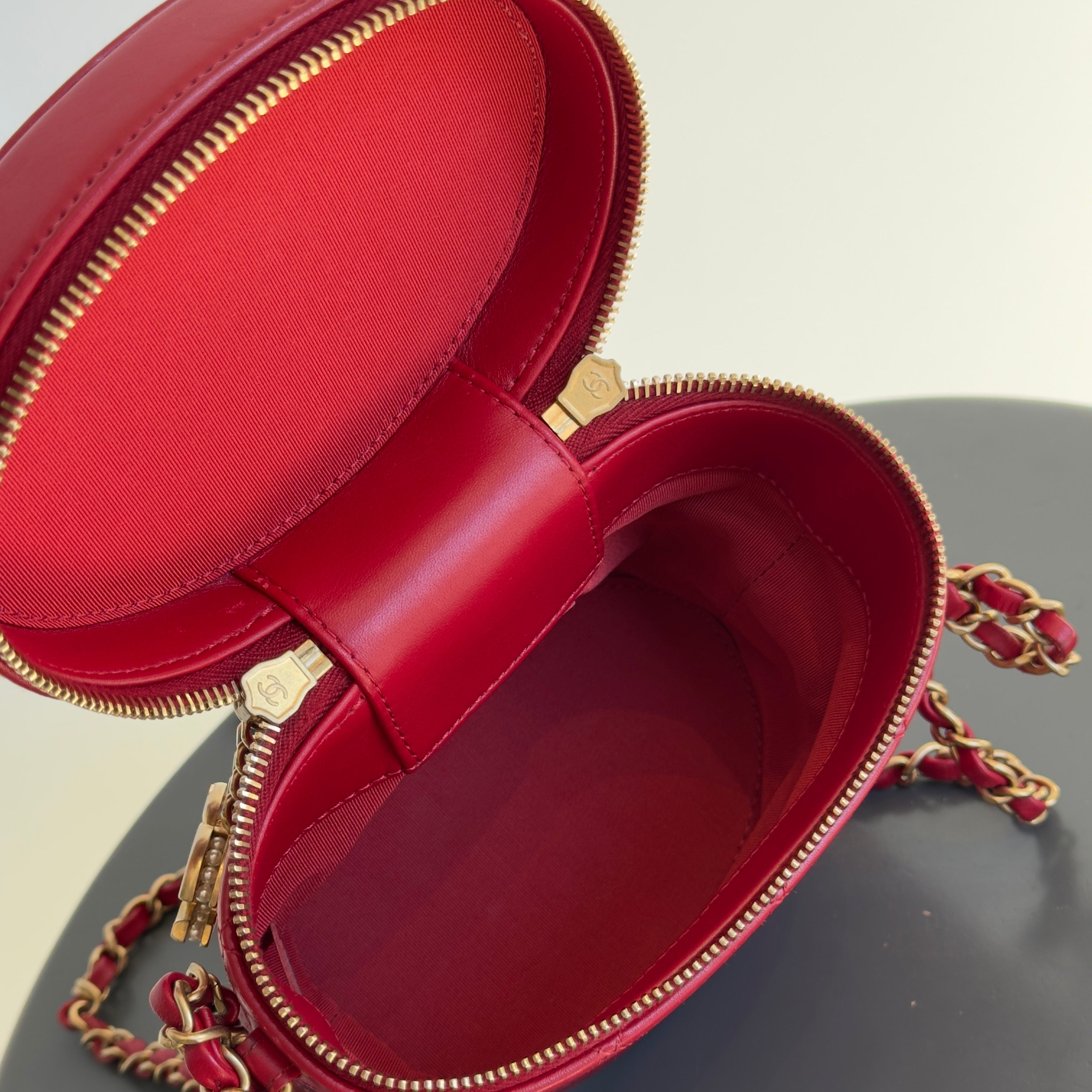 Chanel Pearl Logo Red Top Handle Vanity Case With Chain