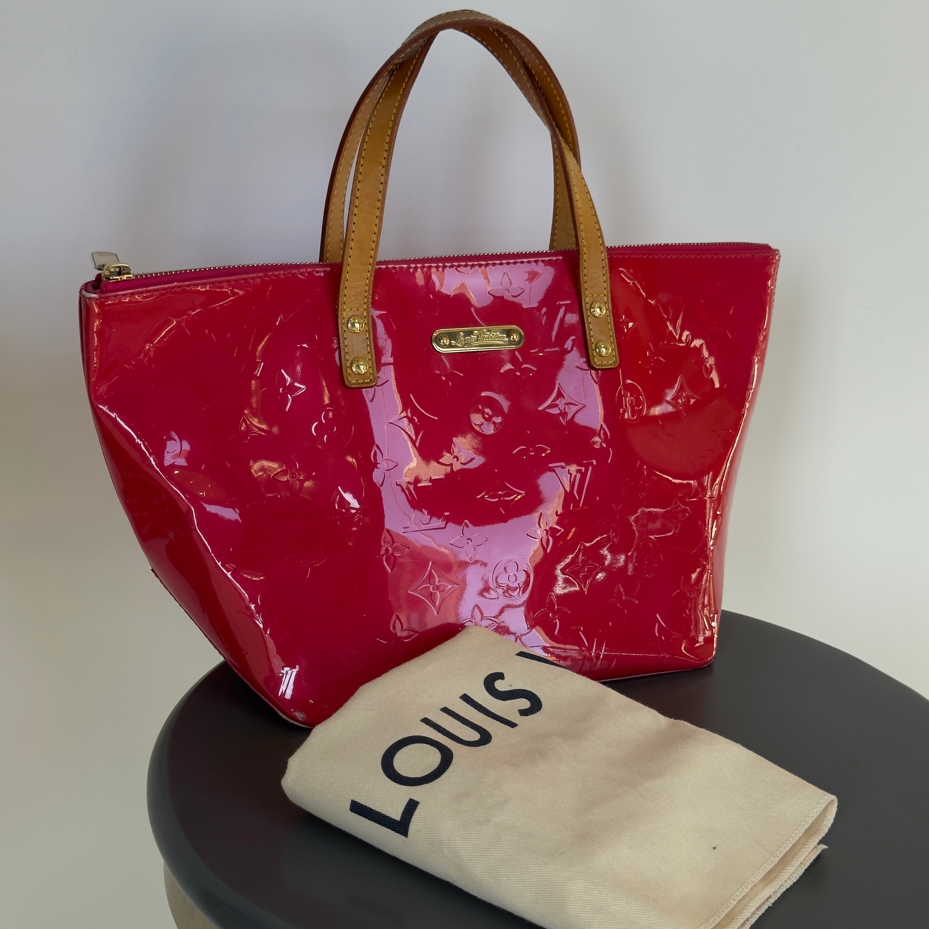 Louis Vuitton Bellevue Vernis PM