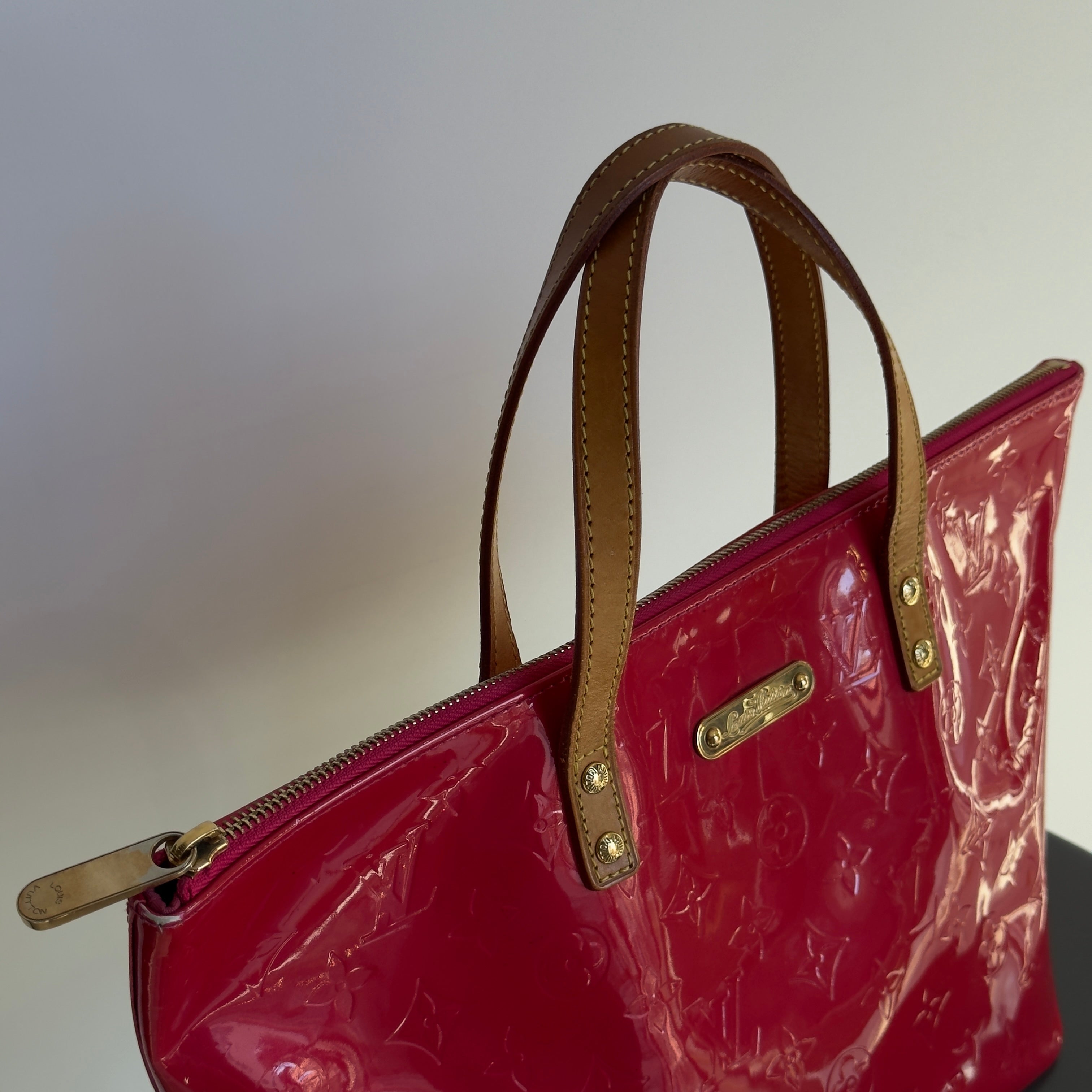 Louis Vuitton Bellevue Vernis PM