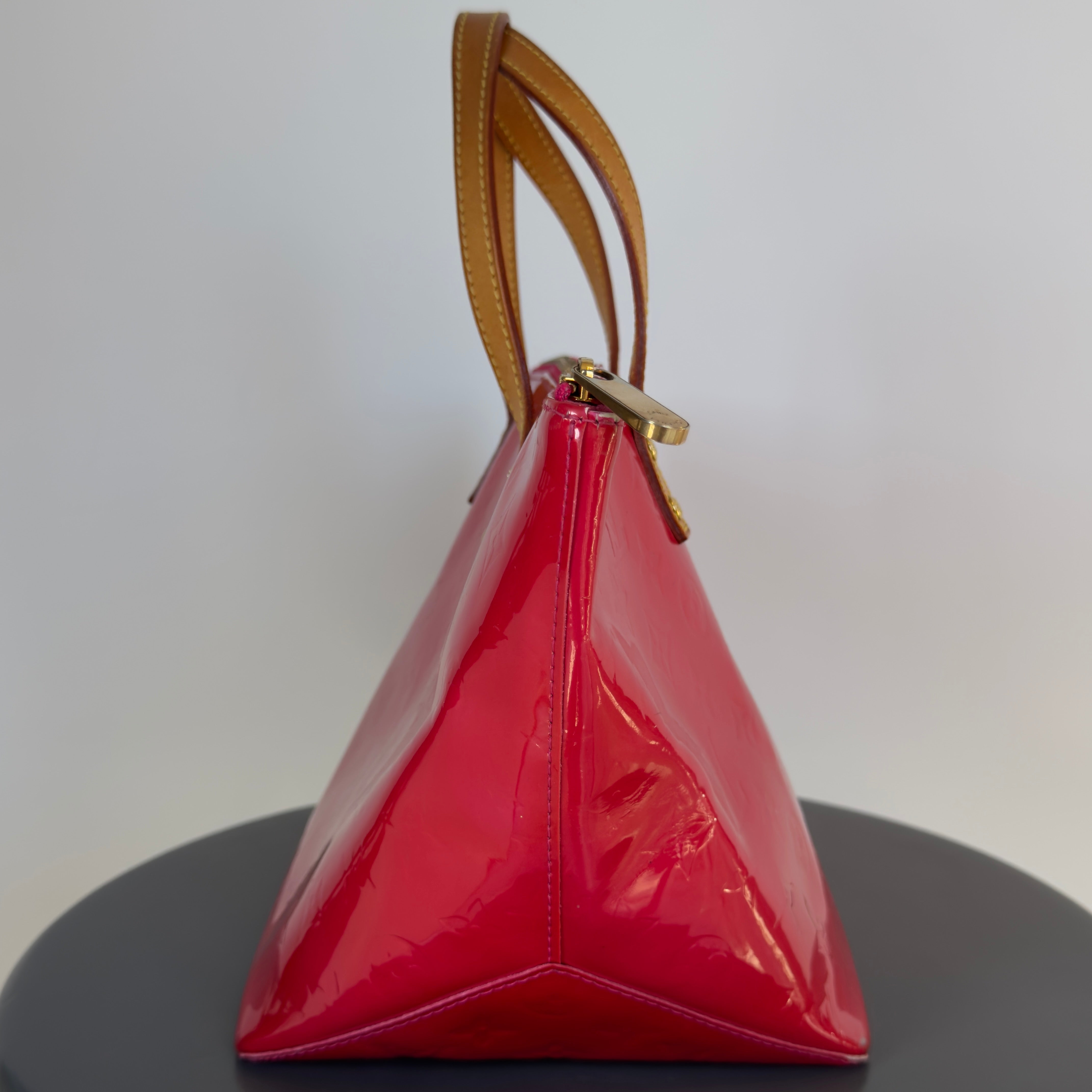 Louis Vuitton Bellevue Vernis PM