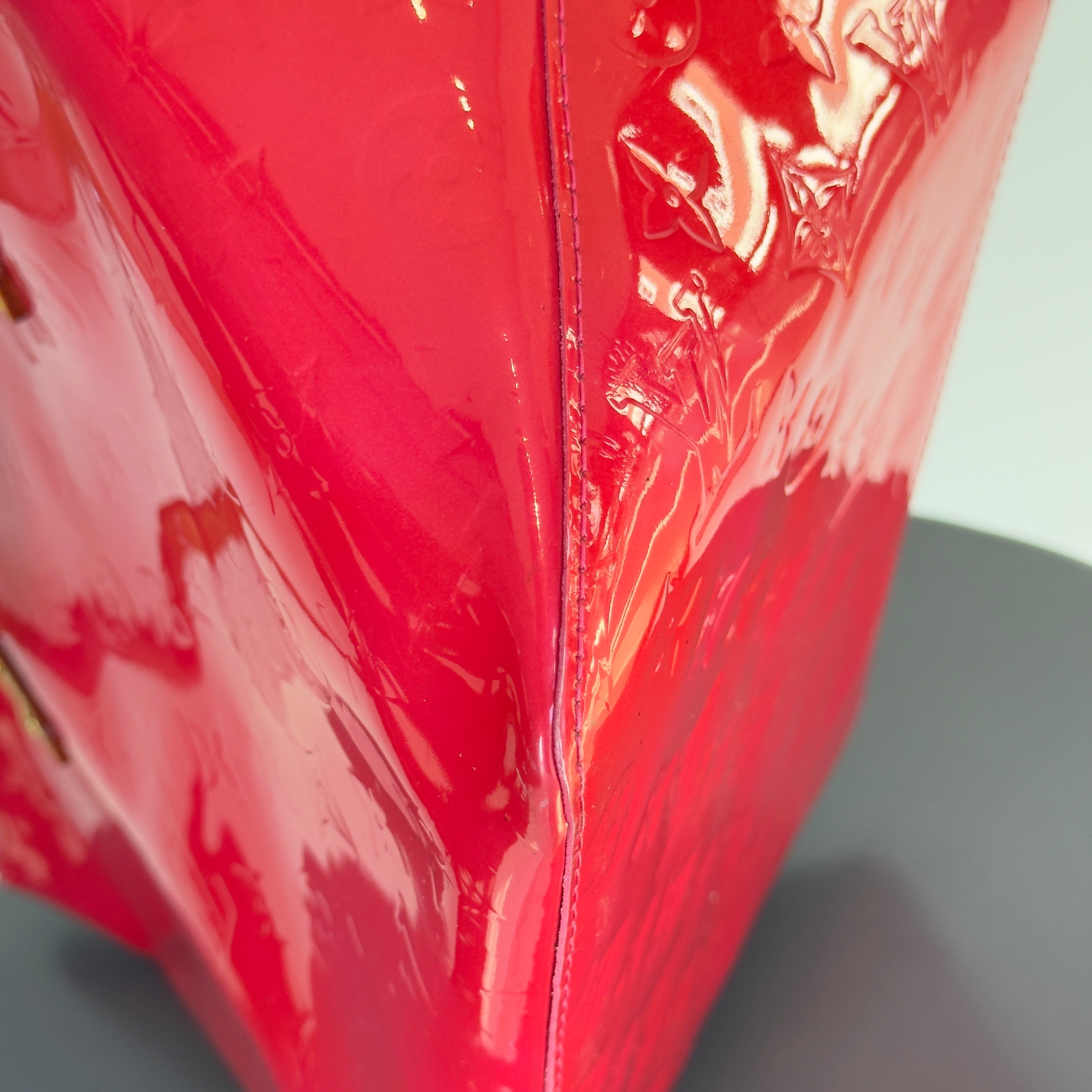 Louis Vuitton Bellevue Vernis PM