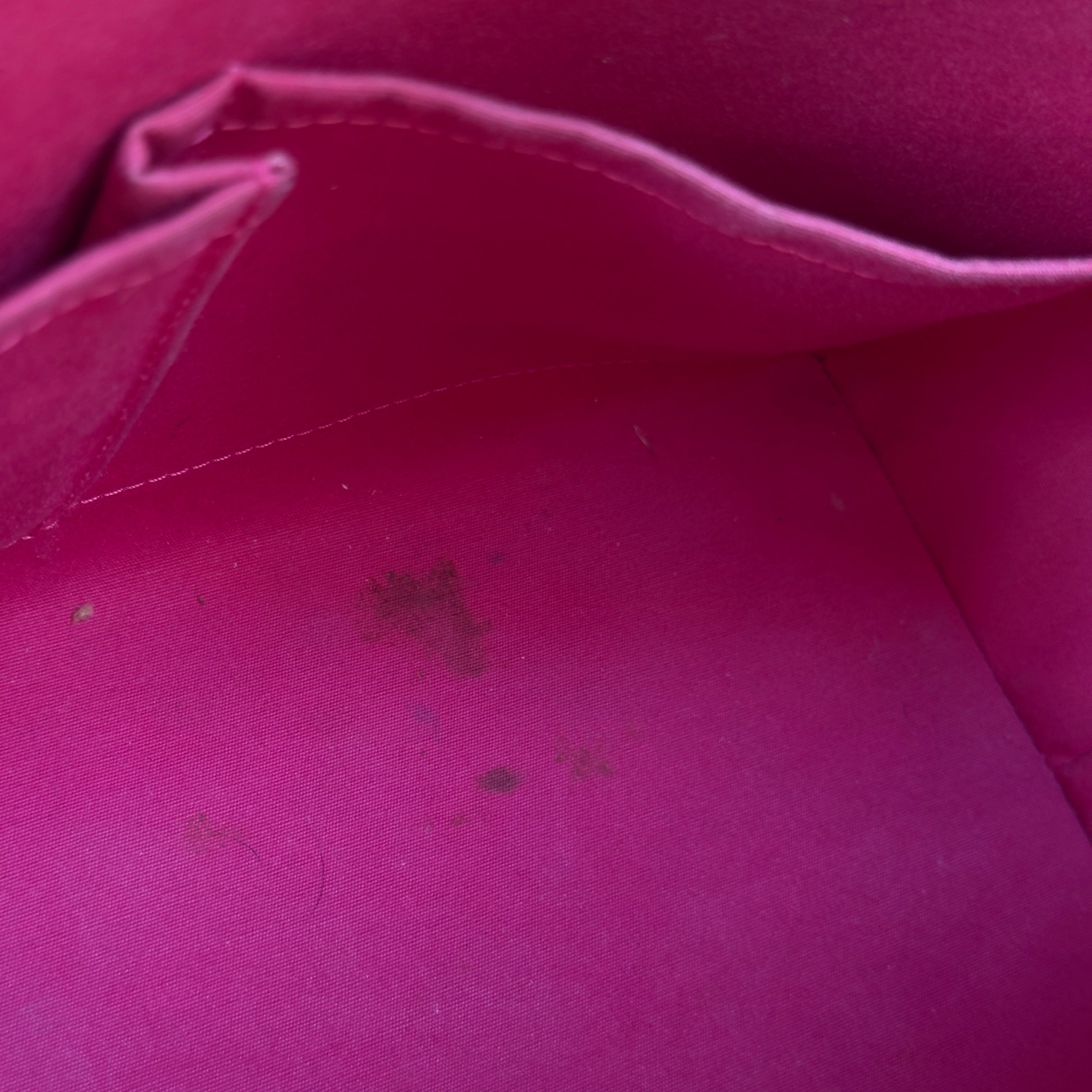 Louis Vuitton Bellevue Vernis PM