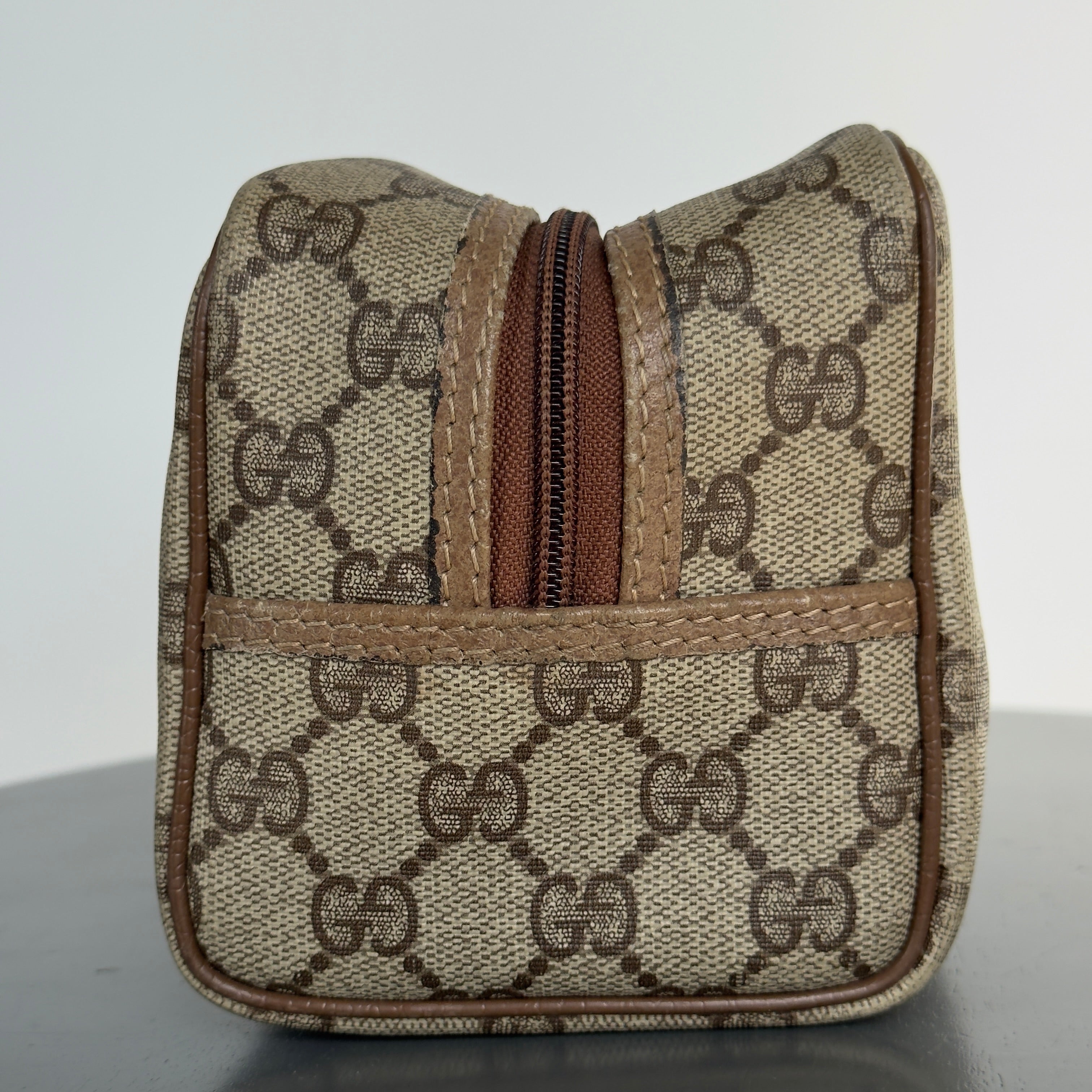 Vintage Gucci GG Supreme Canvas Cosmetic Case - Replica Handbags