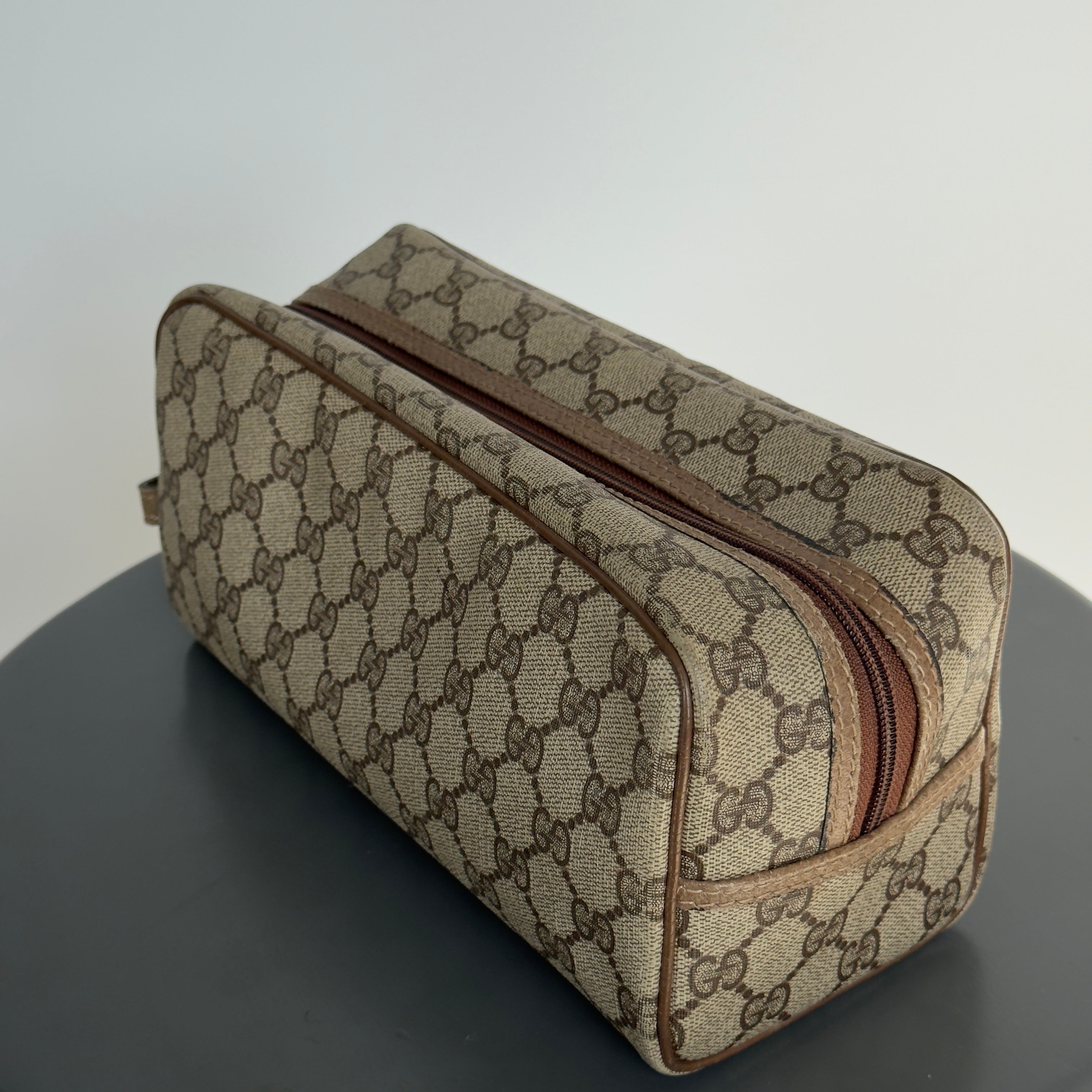 Vintage Gucci GG Supreme Canvas Cosmetic Case - Replica Handbags