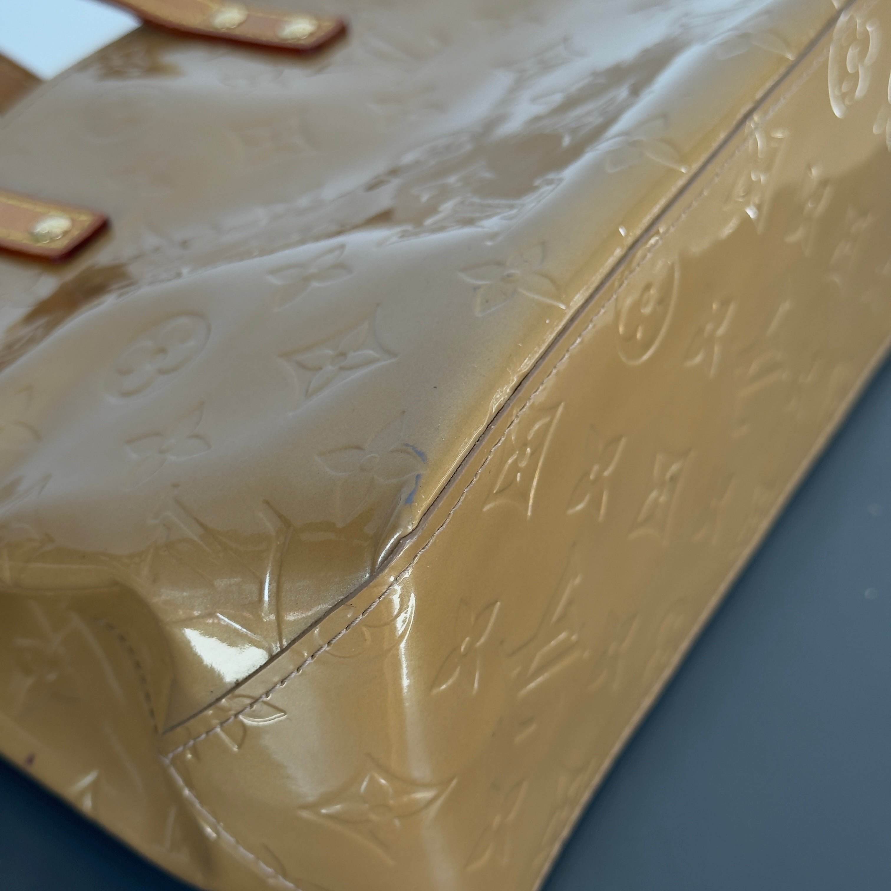 Louis Vuitton Vernis Reade PM Tan -  Replica Handbags 