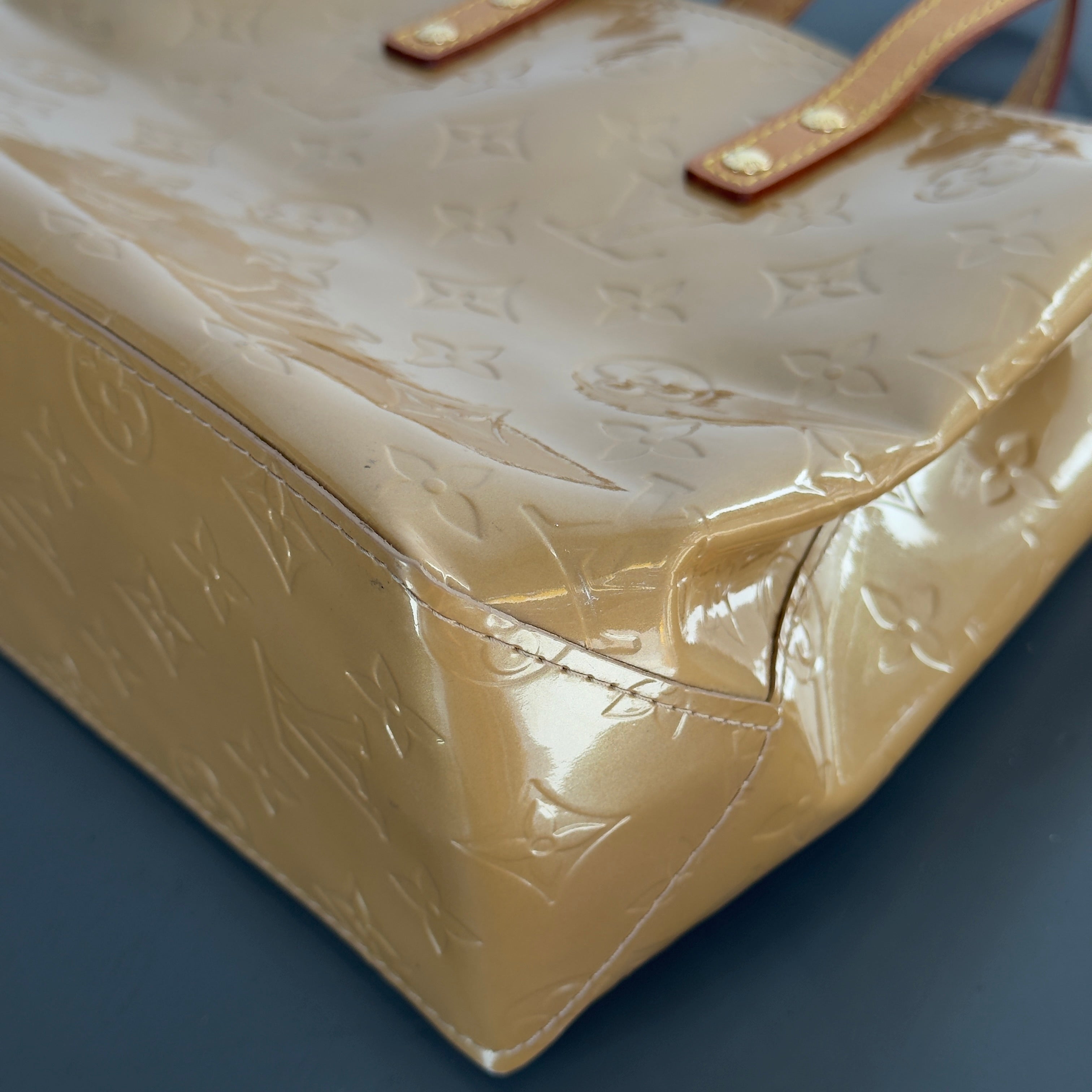 Louis Vuitton Vernis Reade PM Tan -  Replica Handbags 