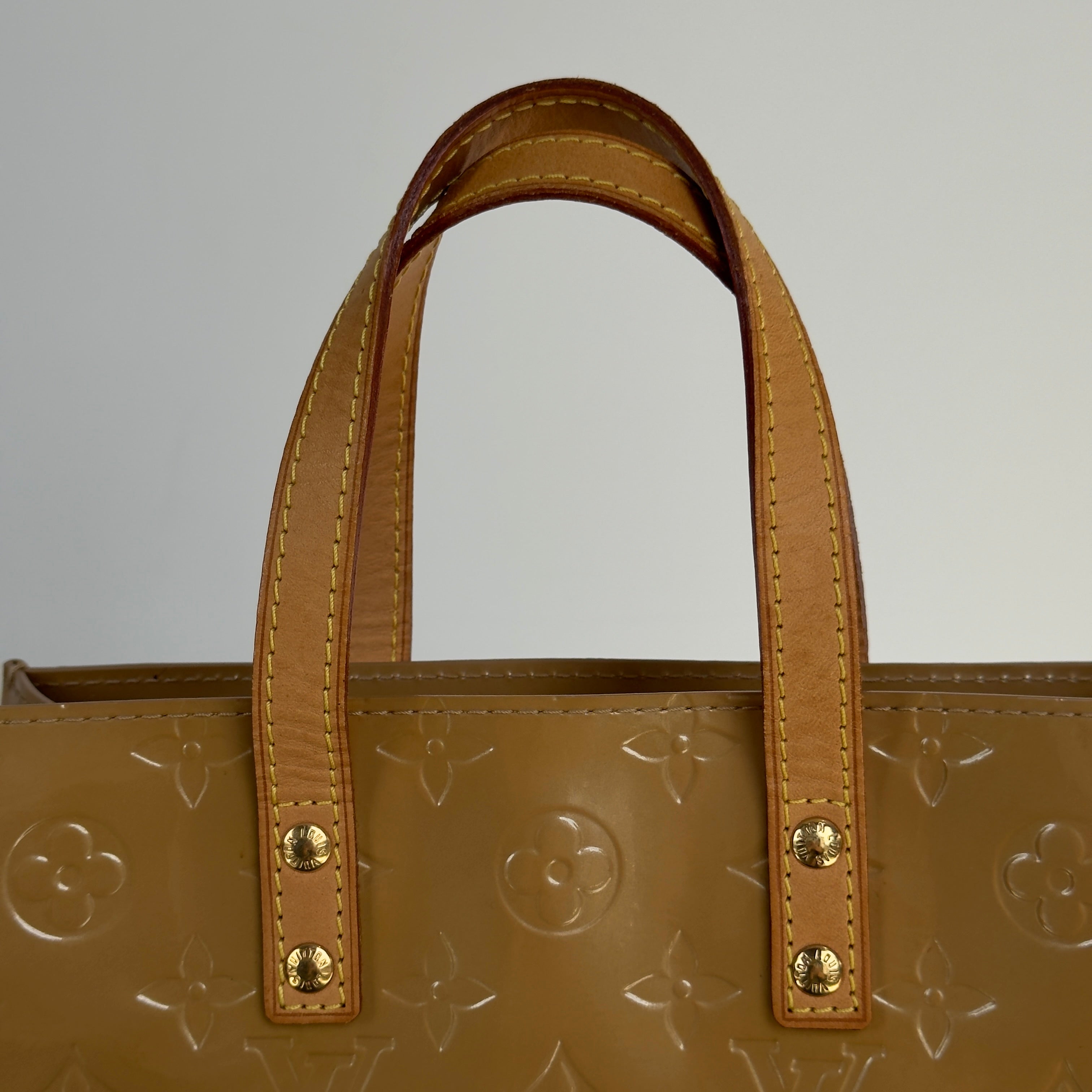 Louis Vuitton Vernis Reade PM Tan -  Replica Handbags 