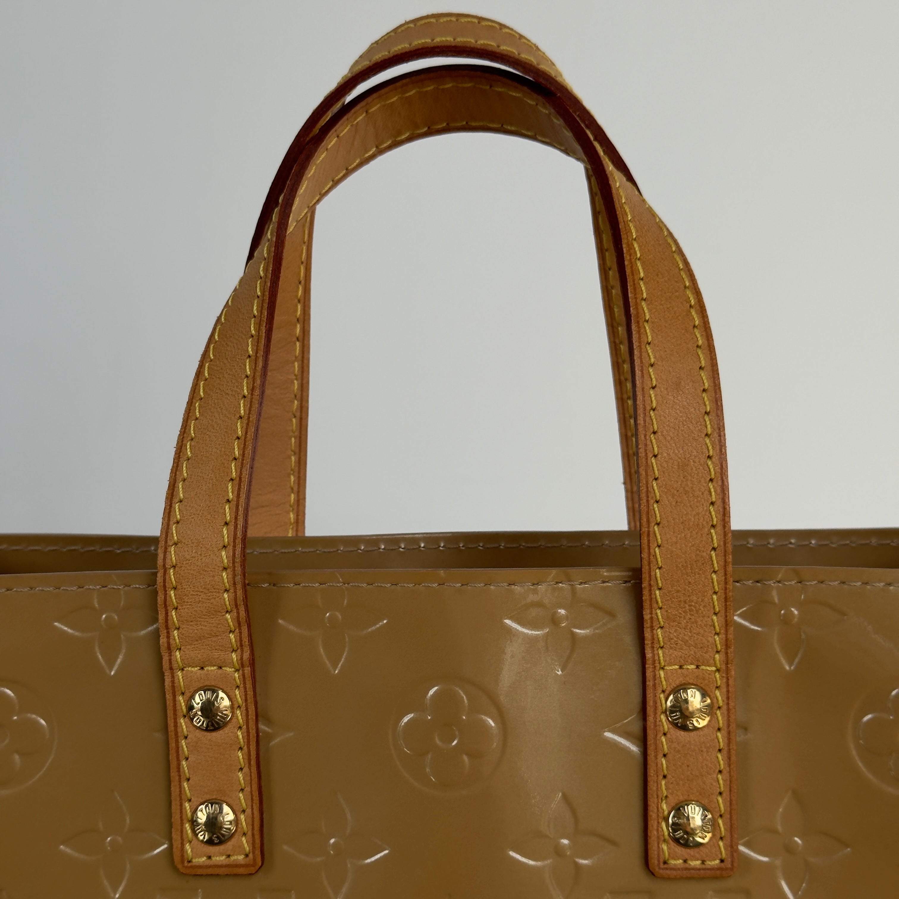 Louis Vuitton Vernis Reade PM Tan -  Replica Handbags 