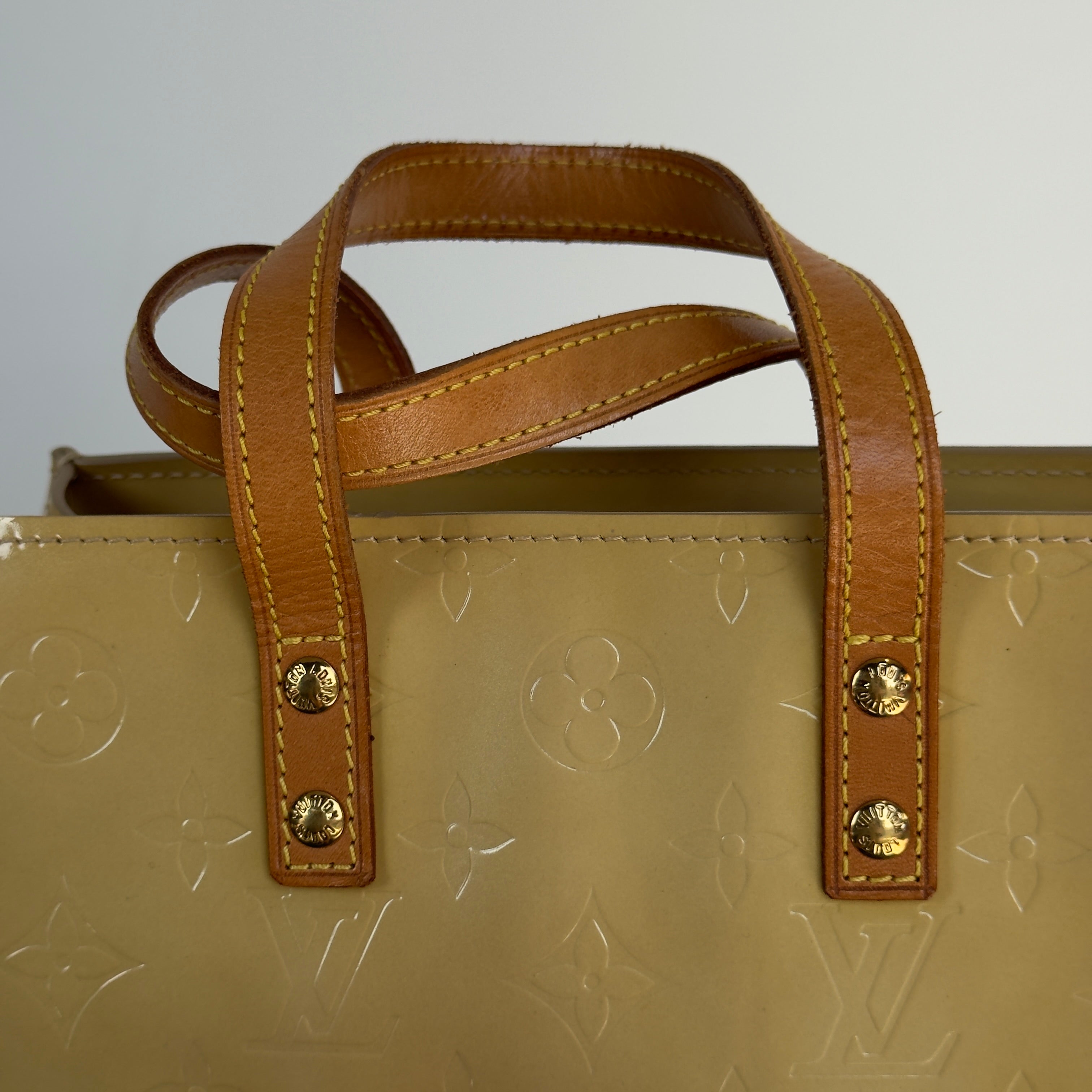 Louis Vuitton Vernis Reade PM Yellow -  Replica Handbags 