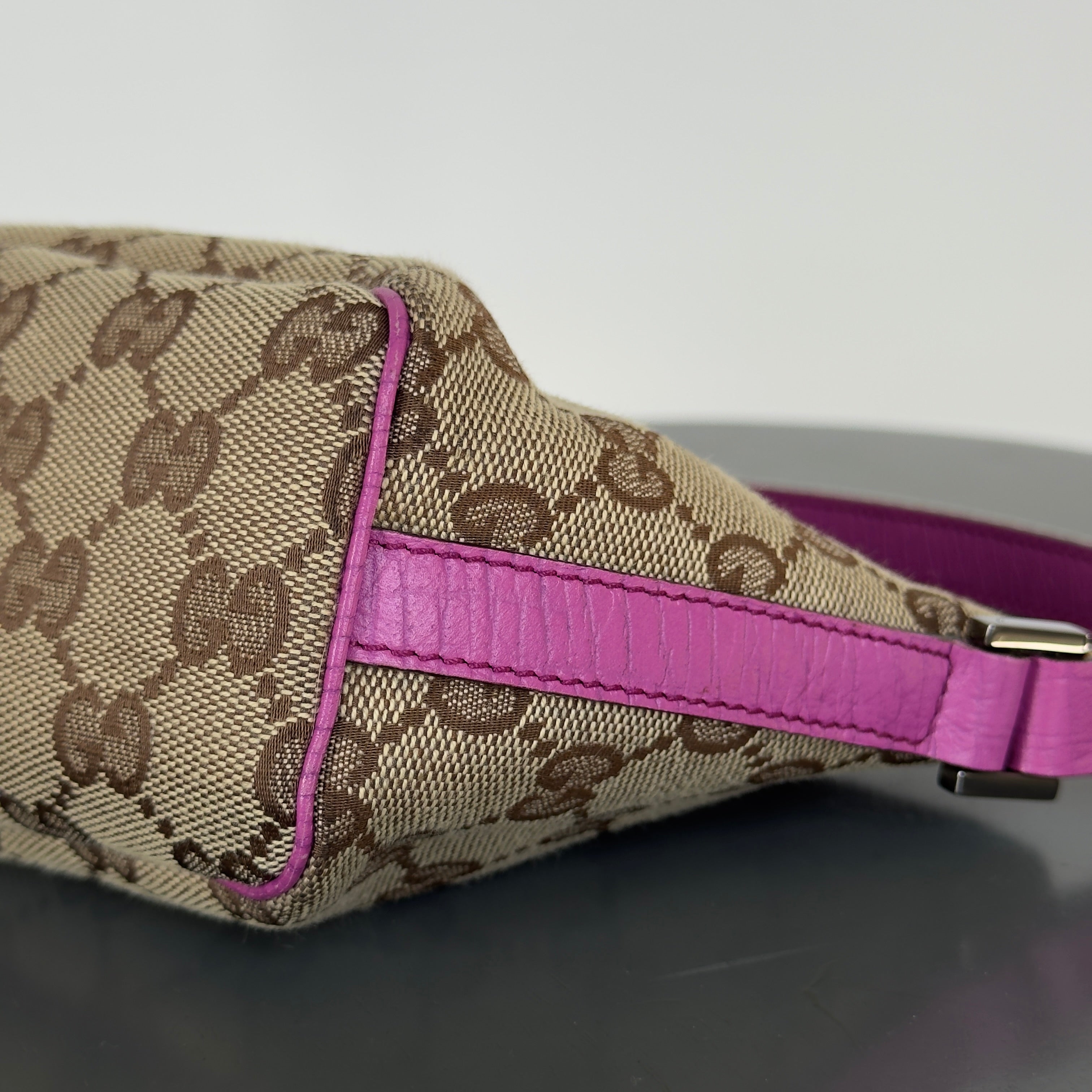 Gucci Boat Pochette Canvas Pink