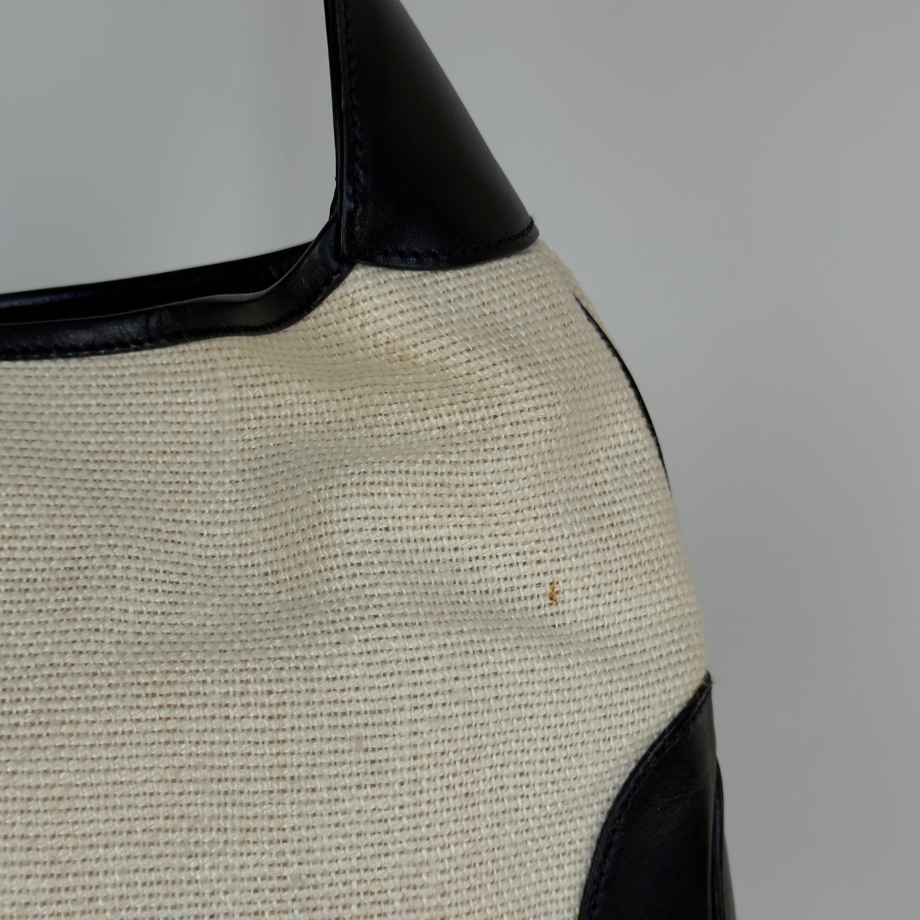 Gucci Piston Lock Jackie