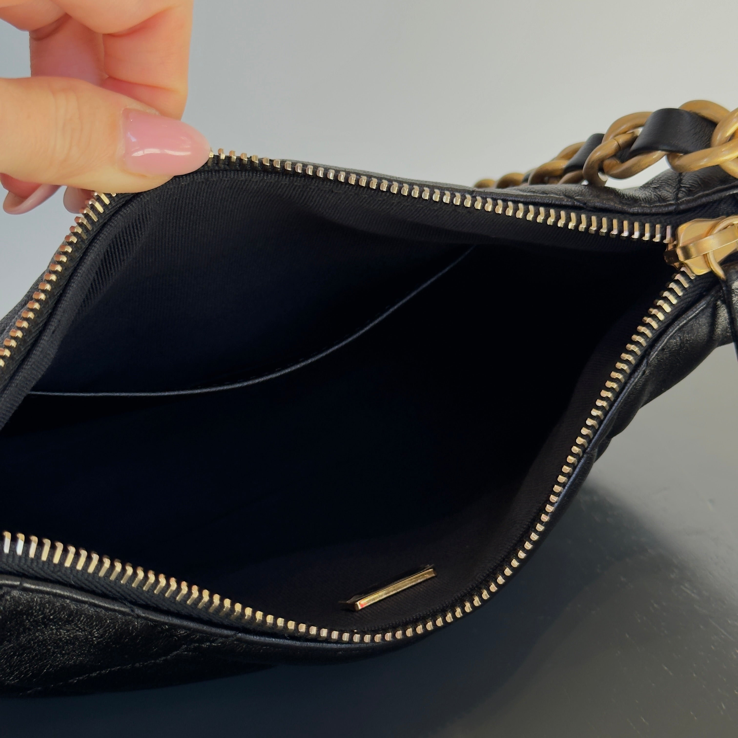 Chanel Quilted Lambskin Hobo With Adjustable Chain - Replica Handbags