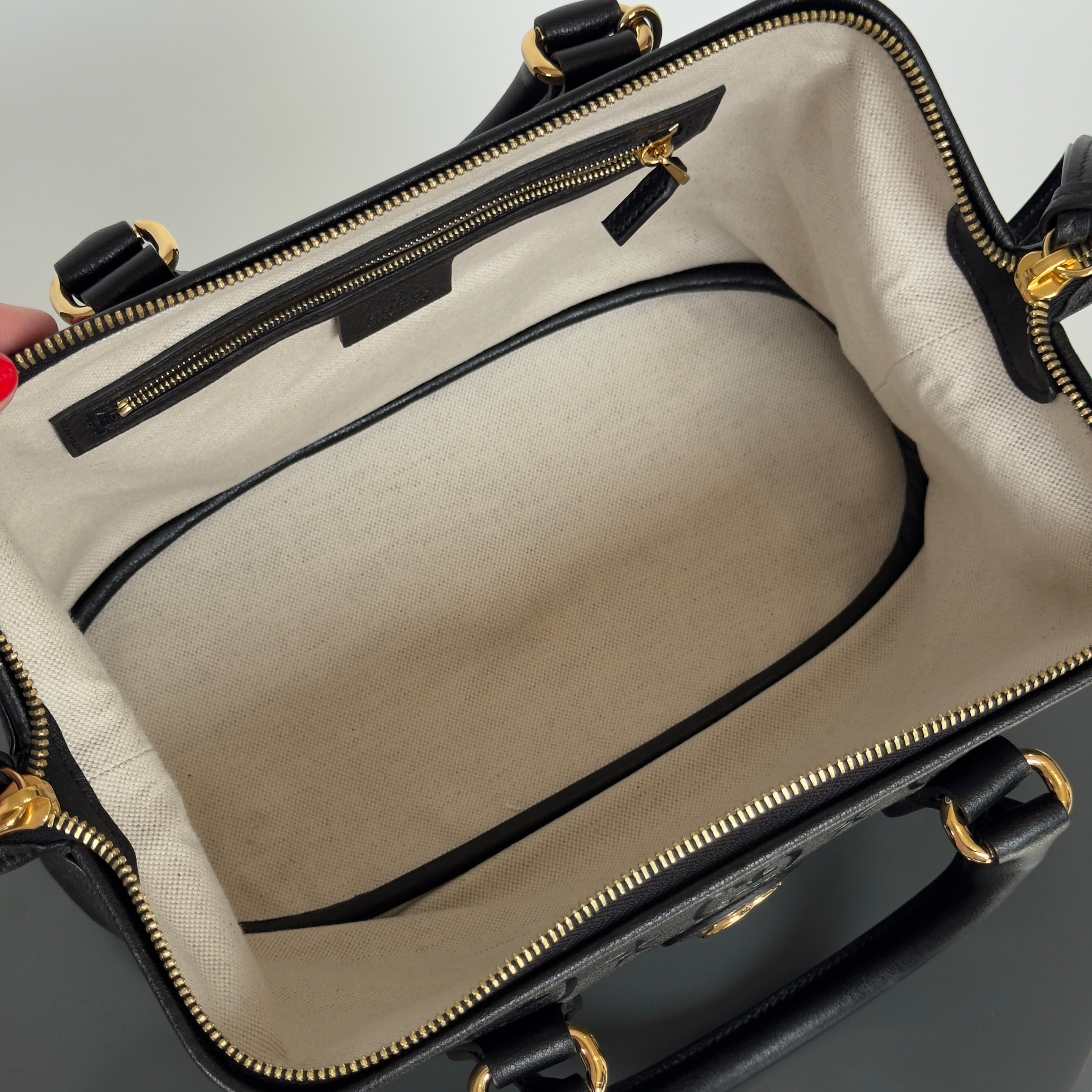 Gucci GG Star Medium Shoulder Bag - Replica Handbags