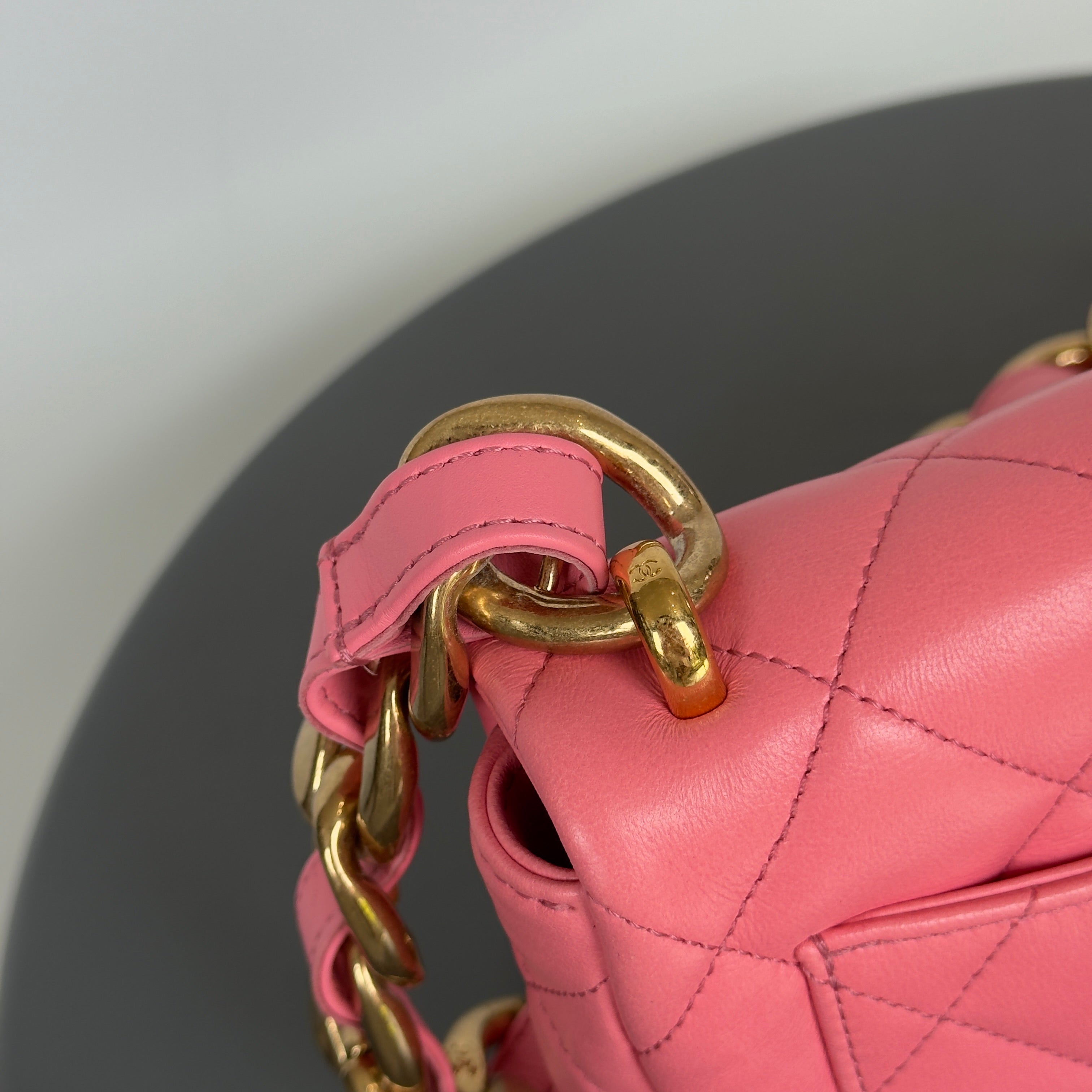 Chanel 22S Mini Flap Bag Seasonal Color - Replica Handbags