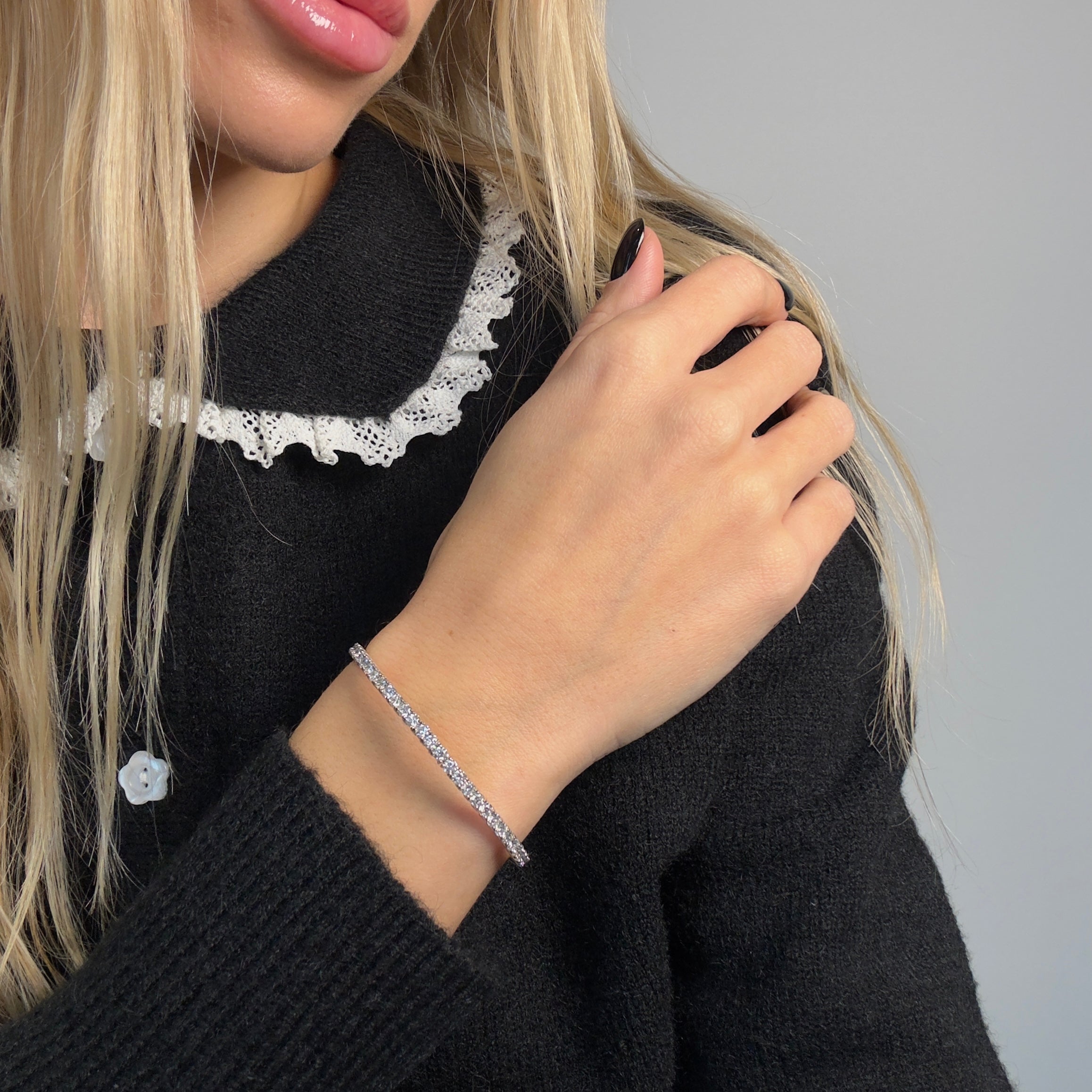 14K White Gold 4.7 Carat Round Diamond Flexible Bangle - Replica Handbags