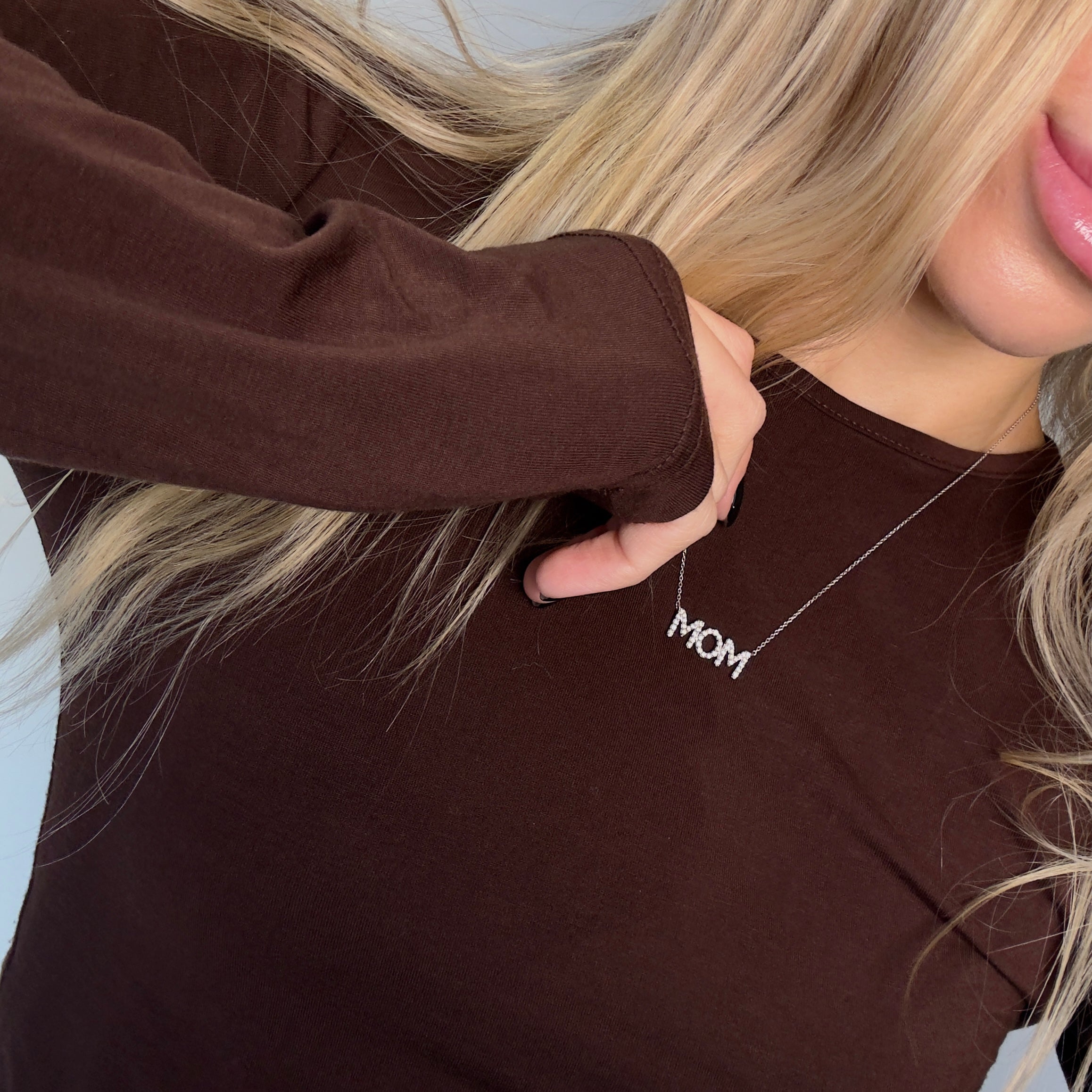 14K White Gold Diamond Mom Pendant Necklace - Replica Handbags