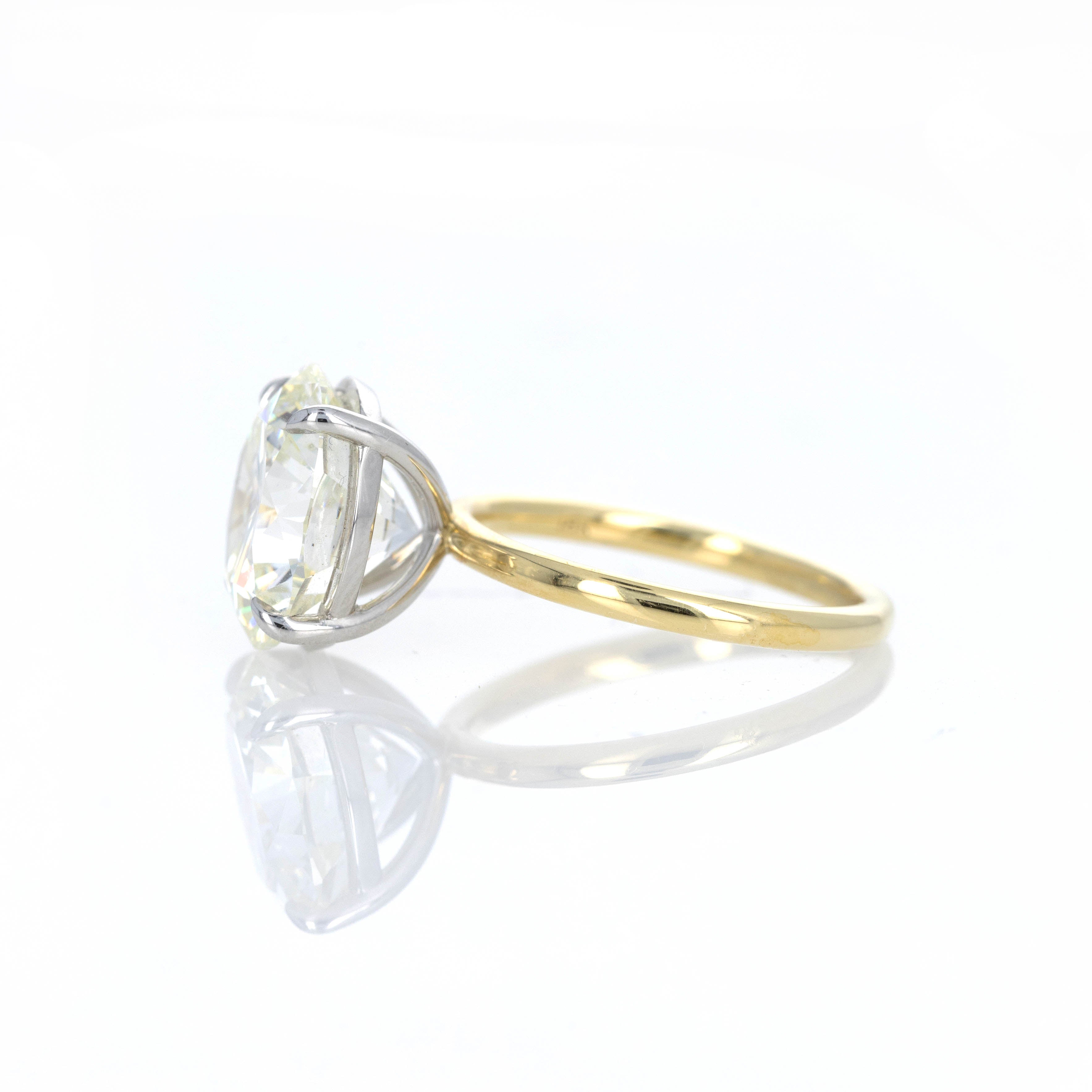 7.57 Carat Round Brilliant Diamond Solitaire Engagement Ring - Replica Handbags